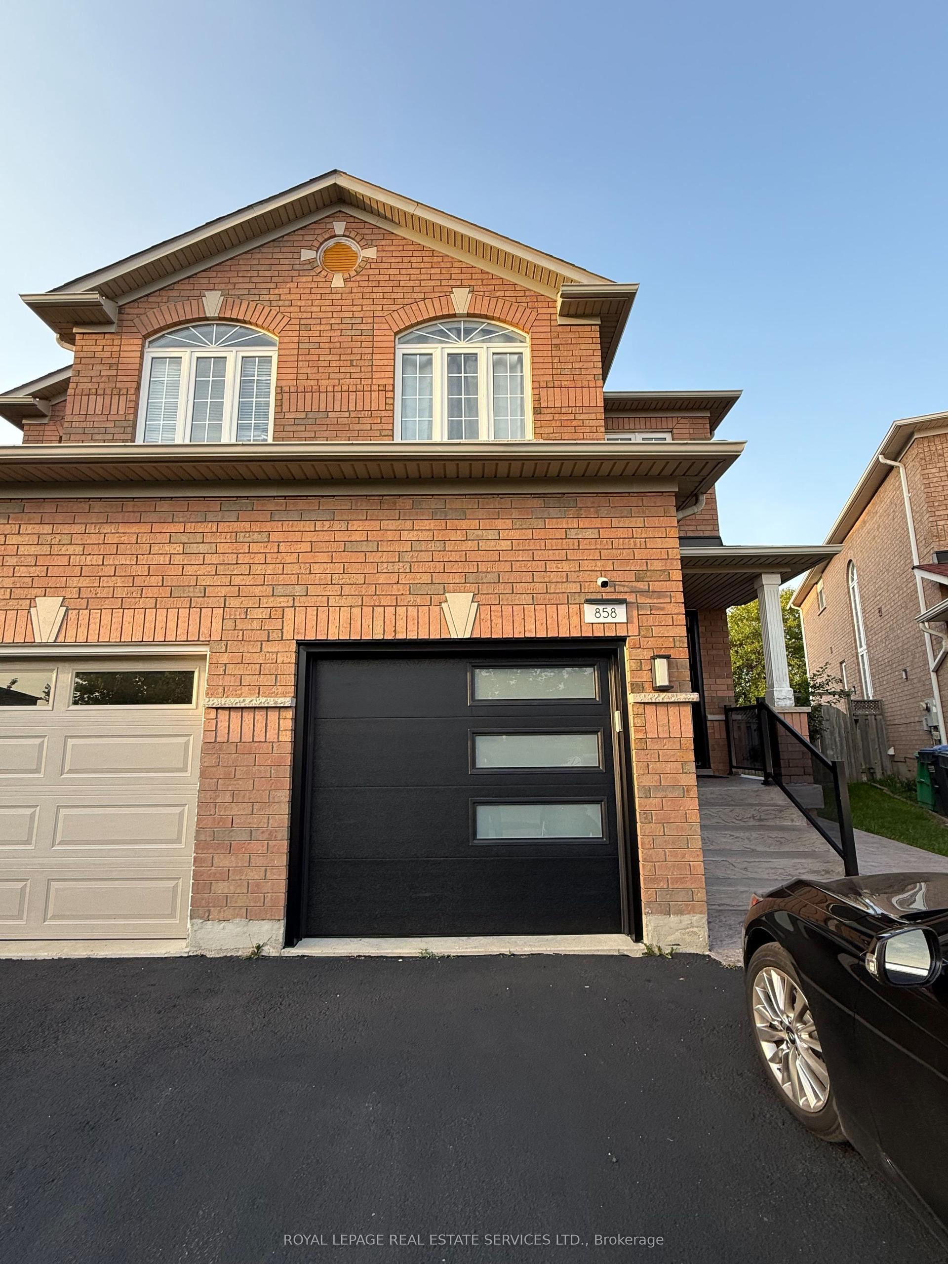 858 Khan Crescent Bsmt #Bsmt — photo 1