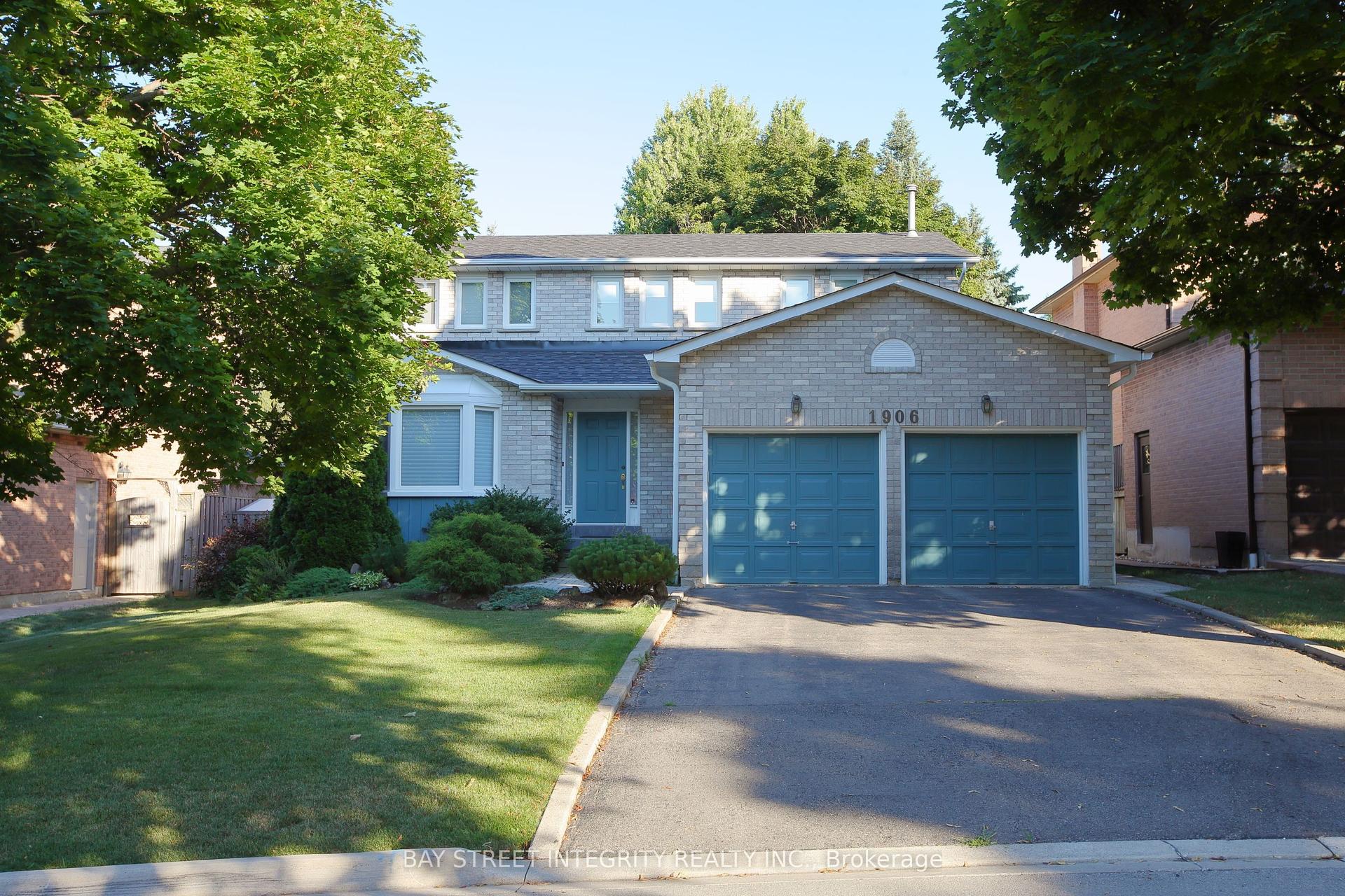 1906 Stoneybrook Court, Mississauga — Detached for lease, photo 1