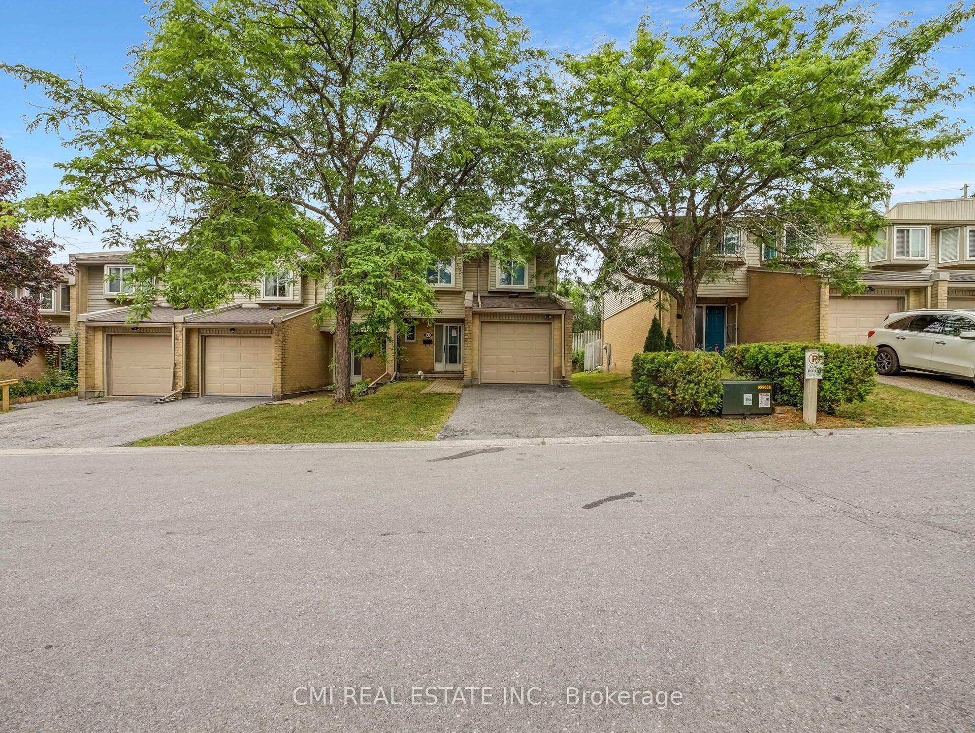 29 Paulander Drive 24 #24, Kitchener — Condo Town for sale, photo 1