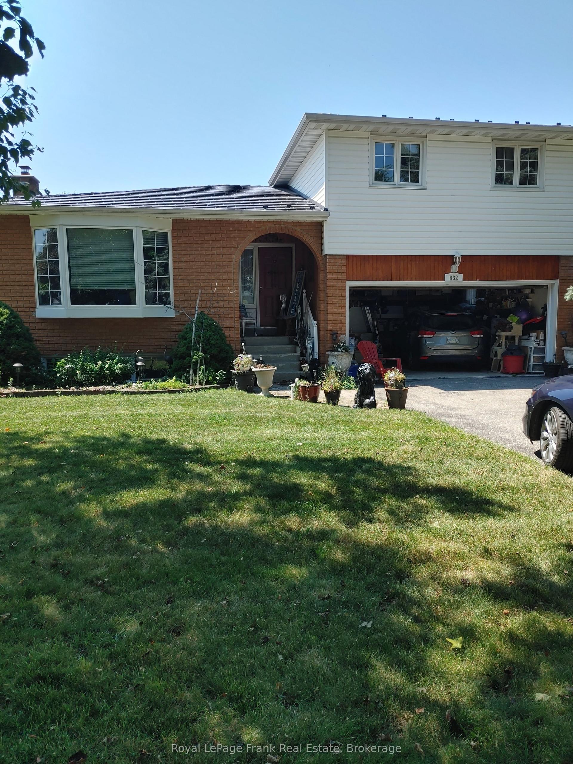 832 Ferndale Street, Oshawa — Detached for lease, photo 1