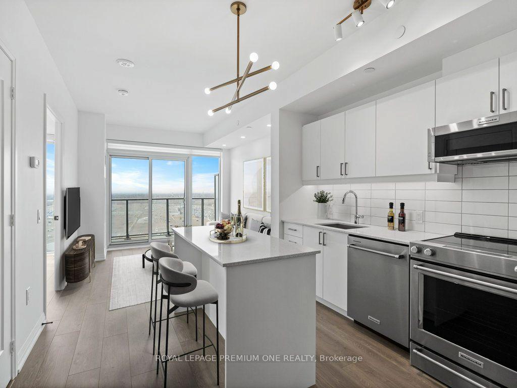 9000 Jane Street 1520 #1520, Vaughan — Condo for lease, photo 1