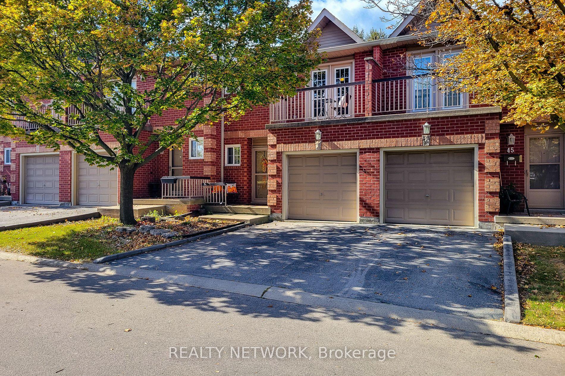 34 Dynasty Avenue 44 #44, Hamilton — Condo Town for sale, photo 1