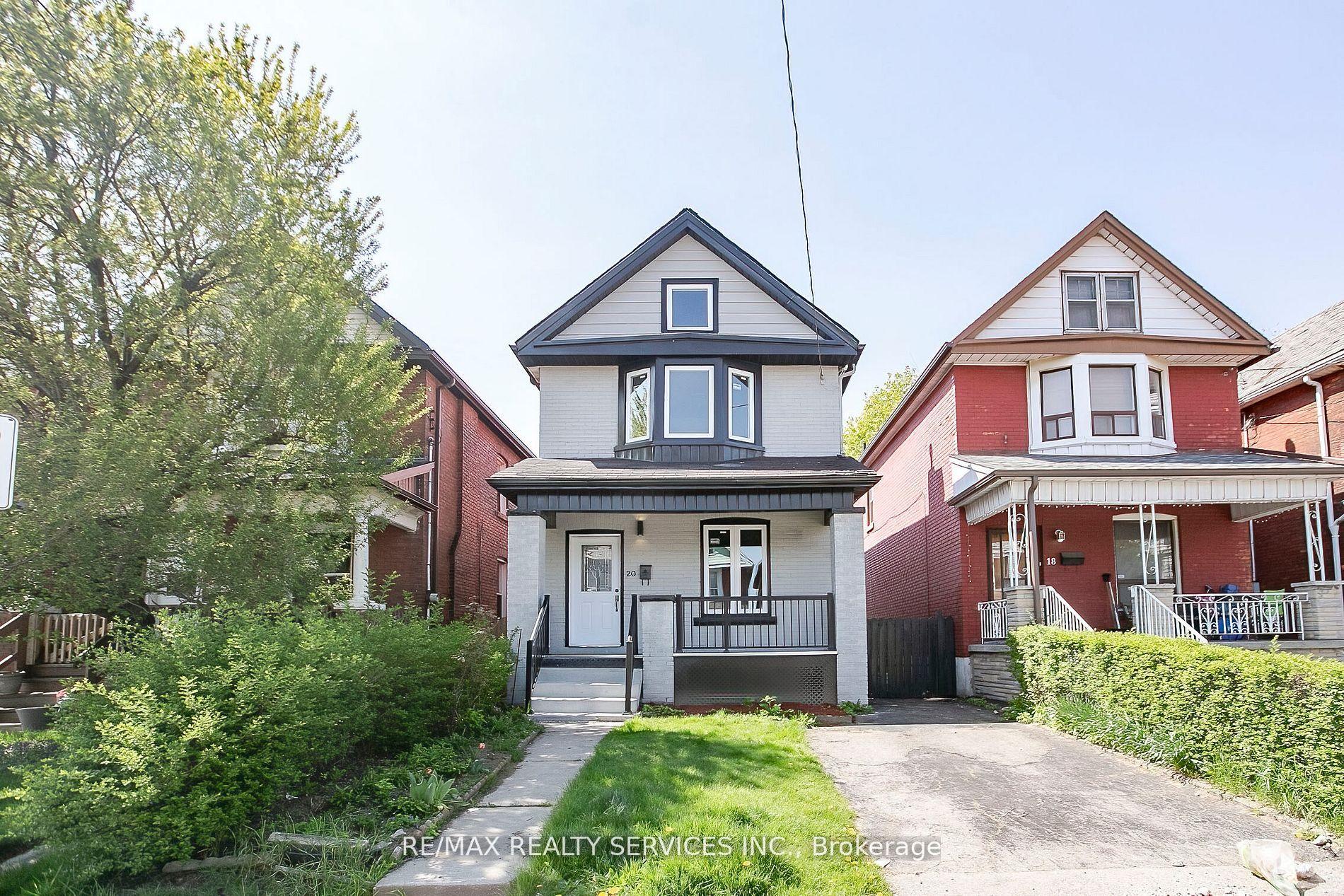 20 Somerset Avenue E — photo 1
