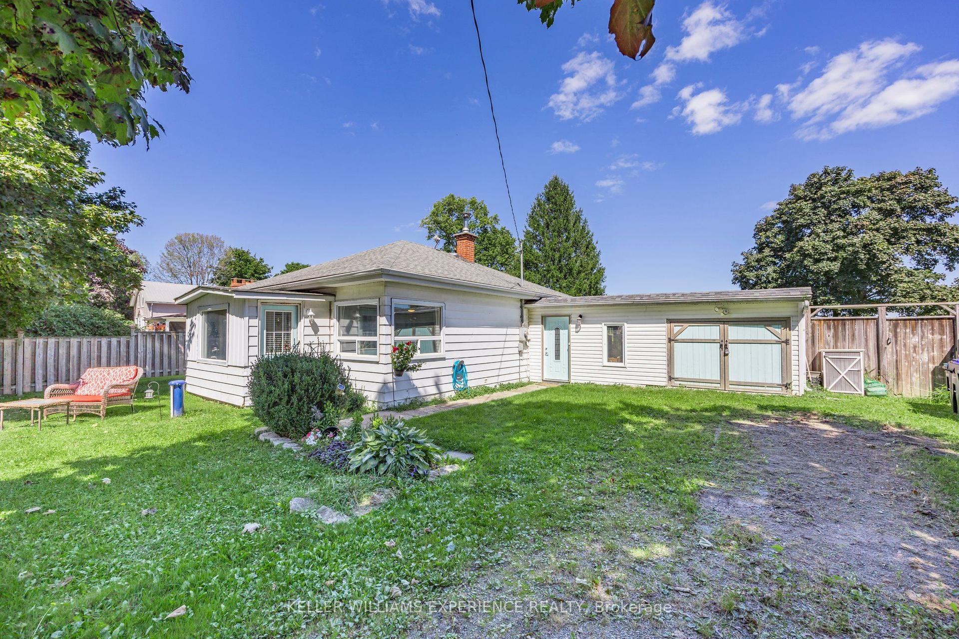 3829 Crossland Road, Springwater — Detached for sale, photo 1