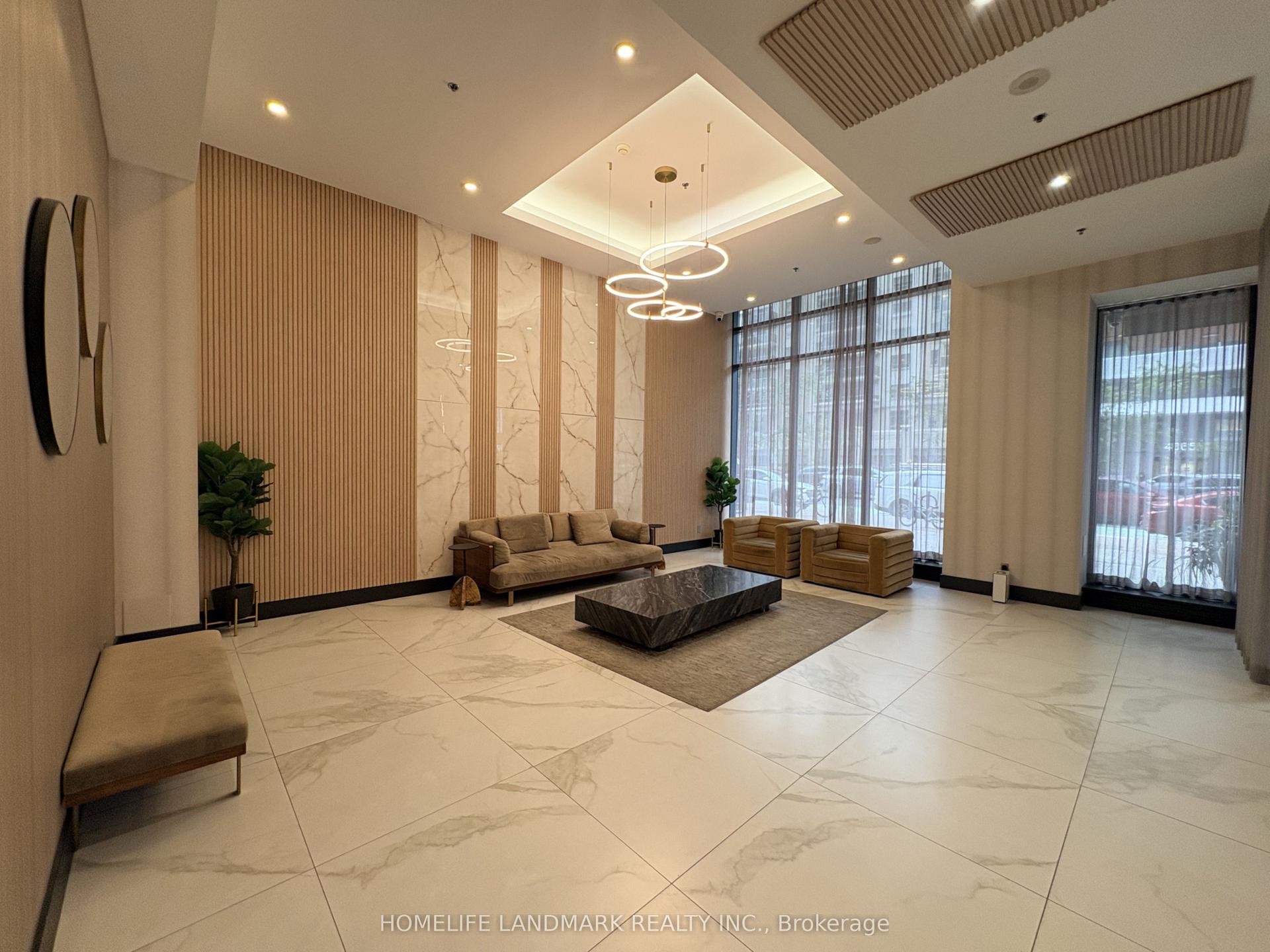 4070 Confederation Parkway 1002 #1002, Mississauga — Condo for lease, photo 1