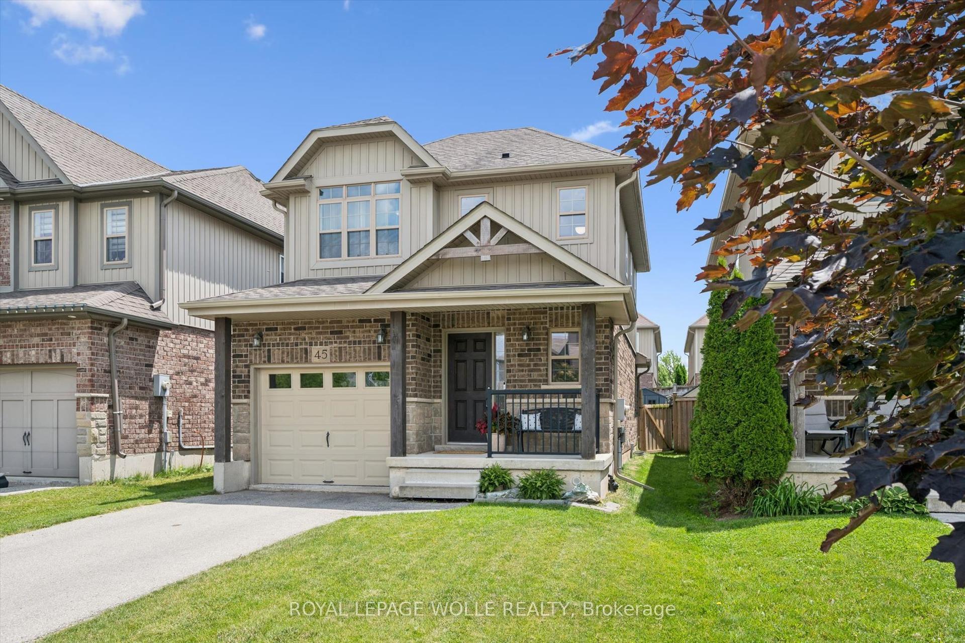 45 Captain Mccallum Drive, Wilmot — Detached for sale, photo 1