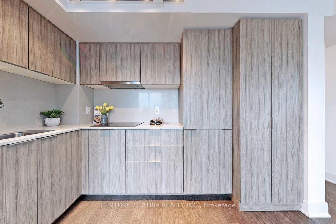 955 Bay Street 1505 #1505 — photo 1