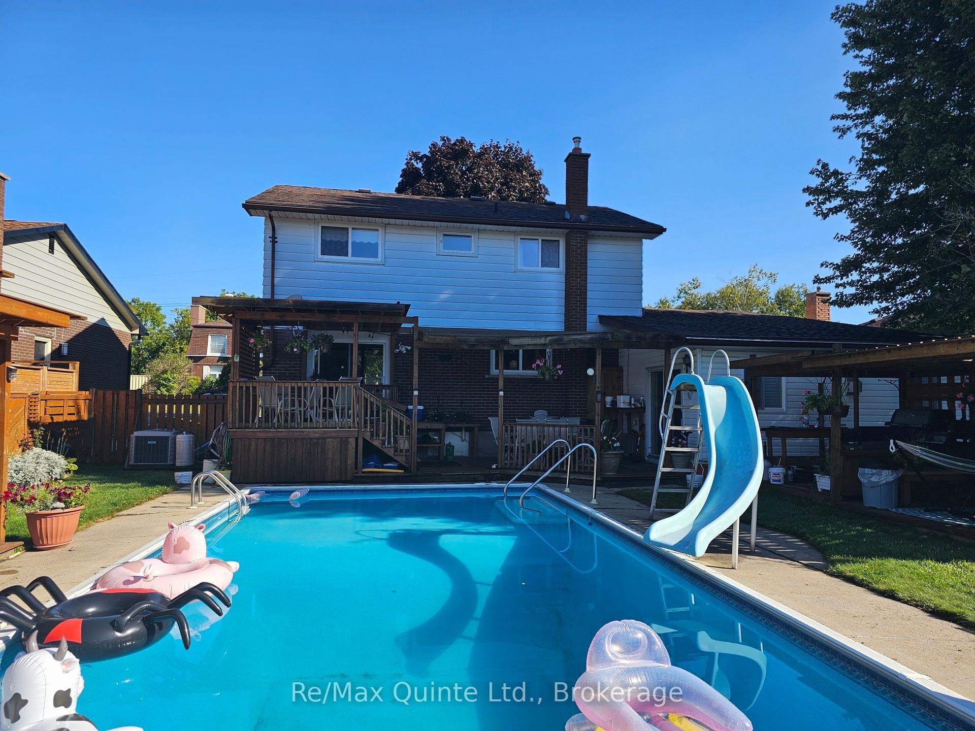 12 Philip Street — photo 1