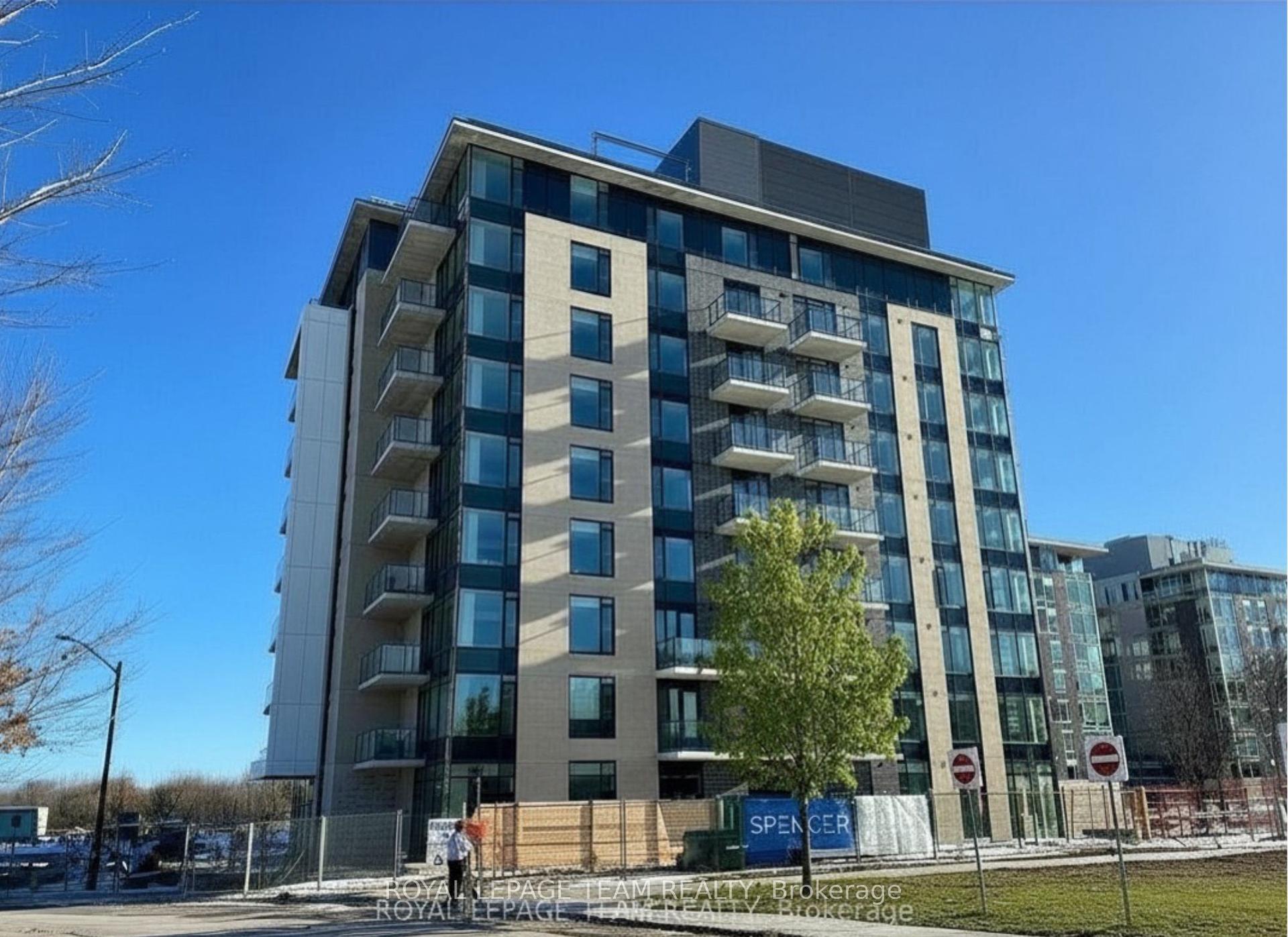360 DESCHATELETS Avenue 303 #303 — photo 1