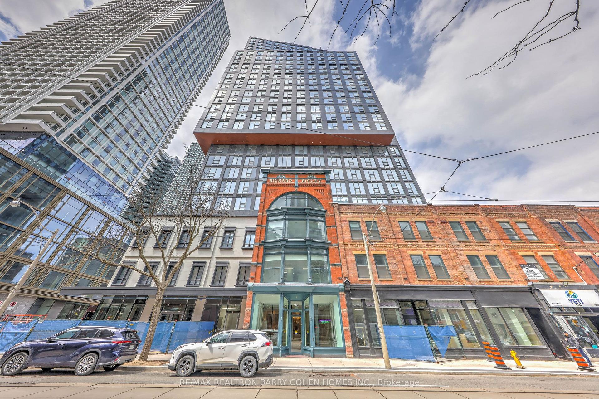 100 Queen Street E 1012 #1012 — photo 1