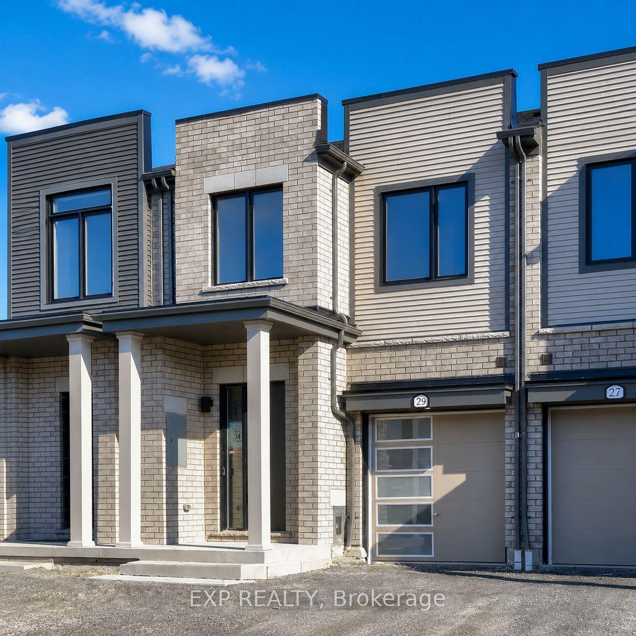 29 Sorbara Way, Whitby — Townhouse for sale, photo 1