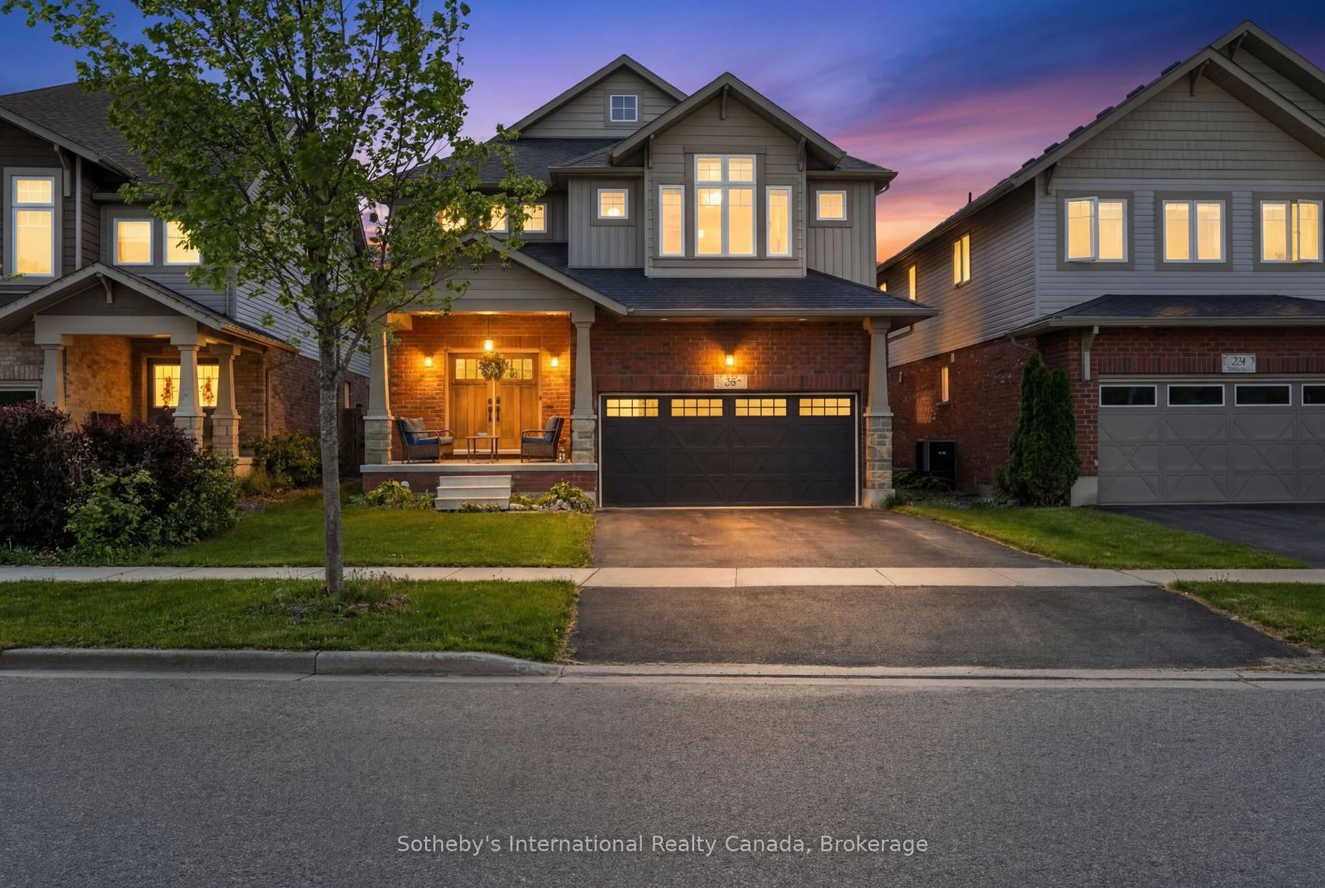 36 Kayla Crescent, Collingwood — Detached for lease, photo 1
