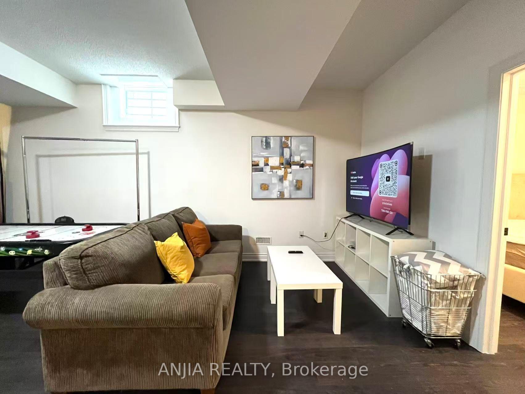 199 CANYON HILL AVE Avenue — photo 1