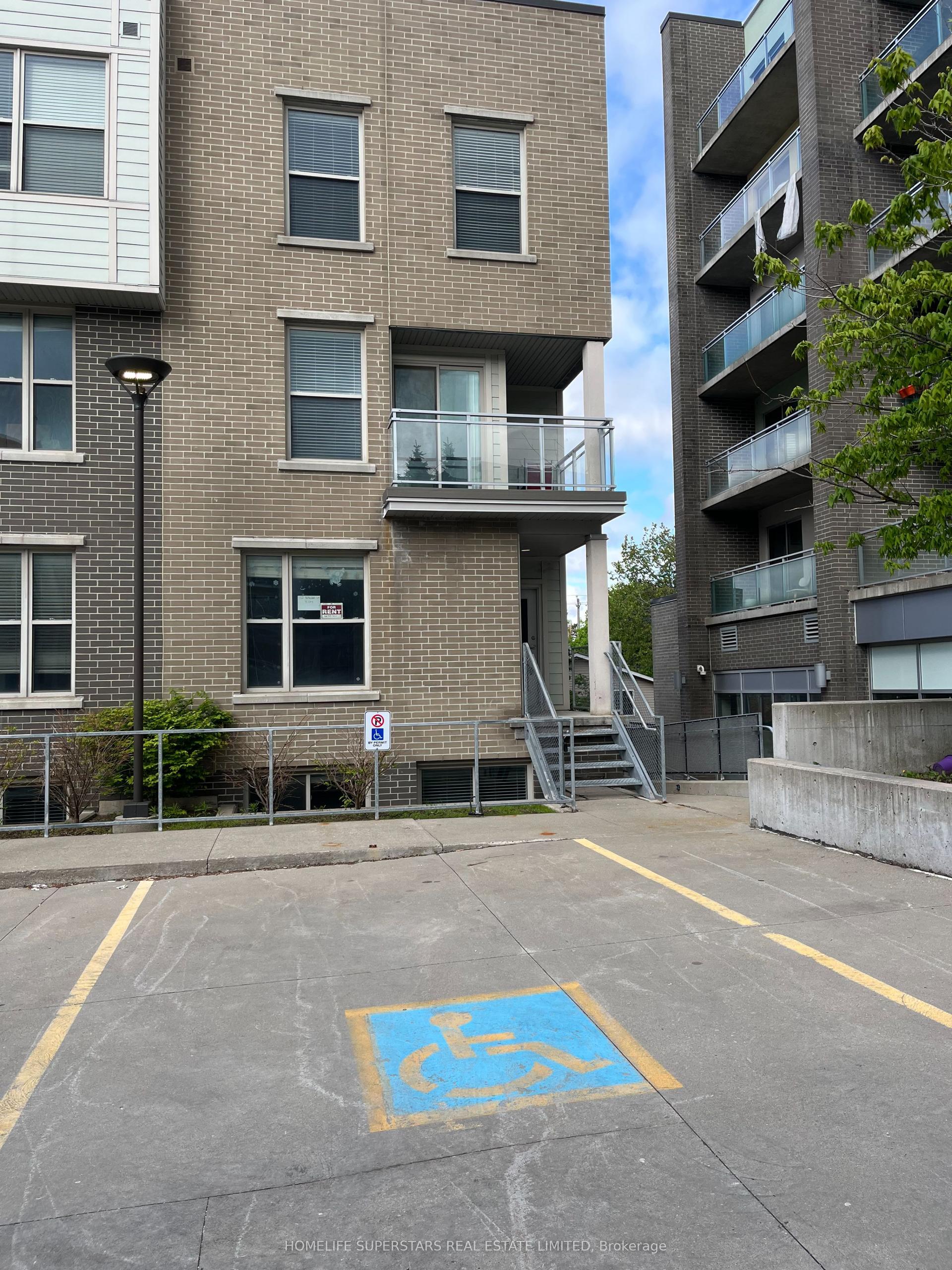 62 Balsam Street N T101 #T101 — photo 1