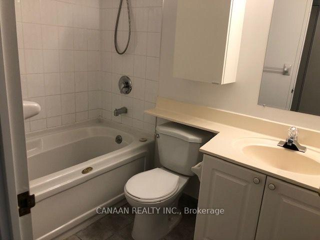 1 Lee Centre Drive 1810 #1810 — photo 1