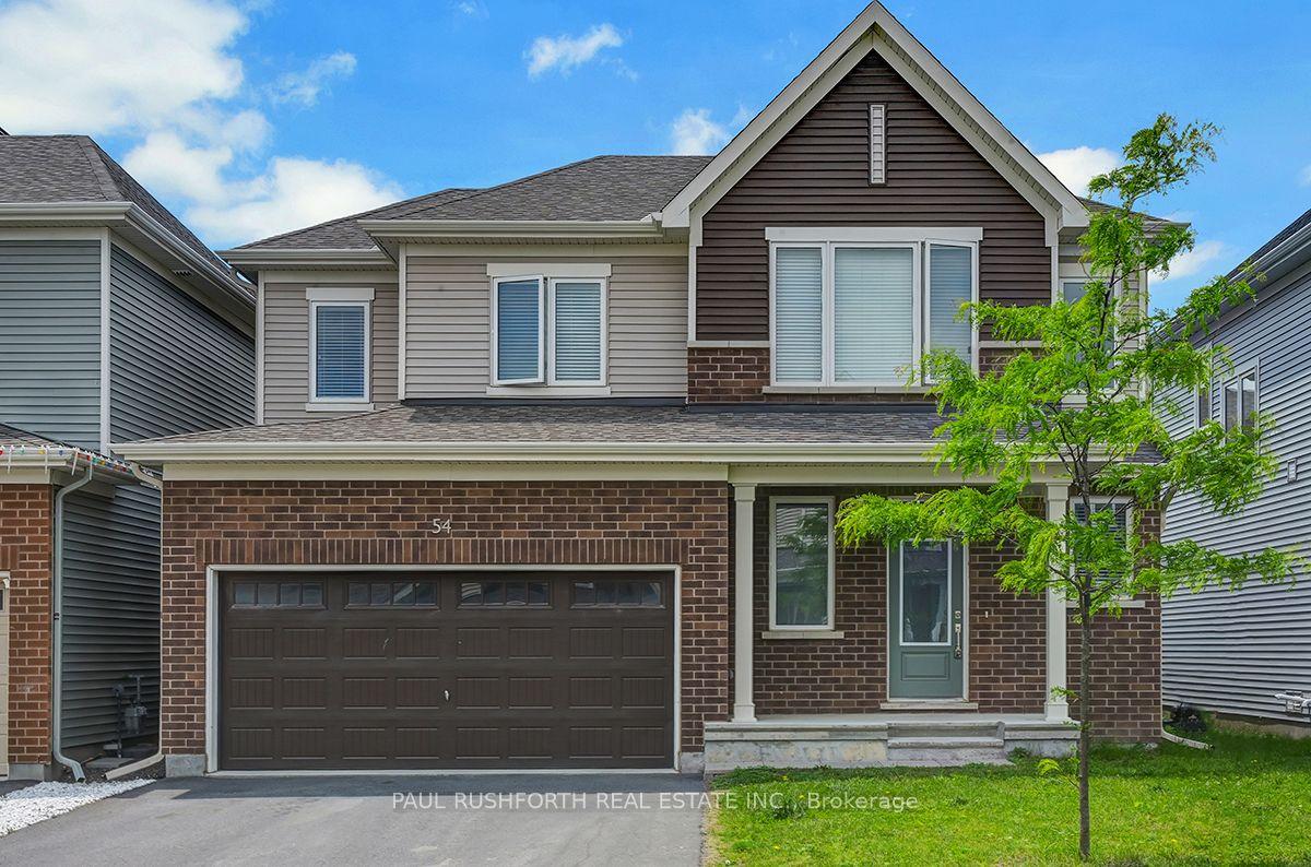 54 Moonbeam Street — photo 1