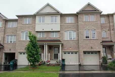 32 Etienne Street, Toronto — Townhouse for lease, photo 1