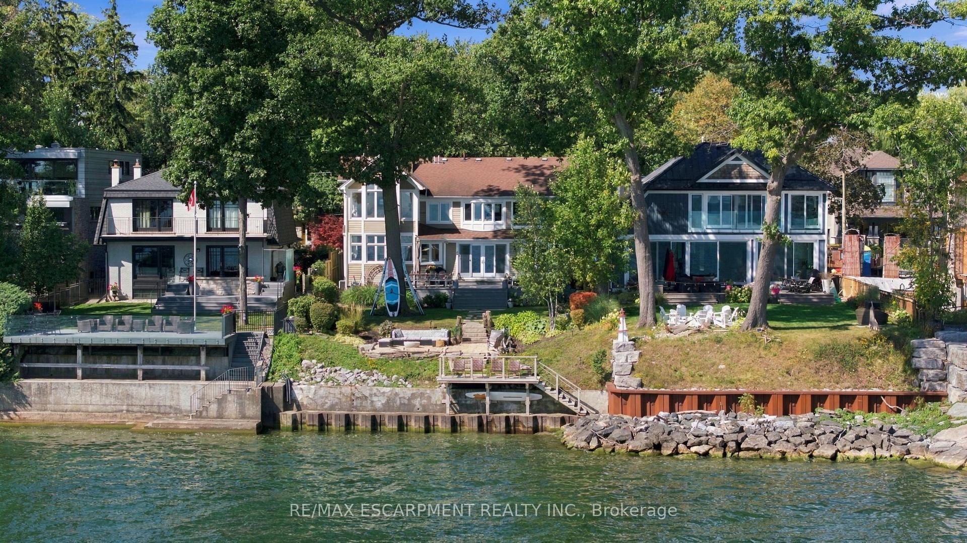54 Cumberland Drive, Mississauga — Detached for sale, photo 1