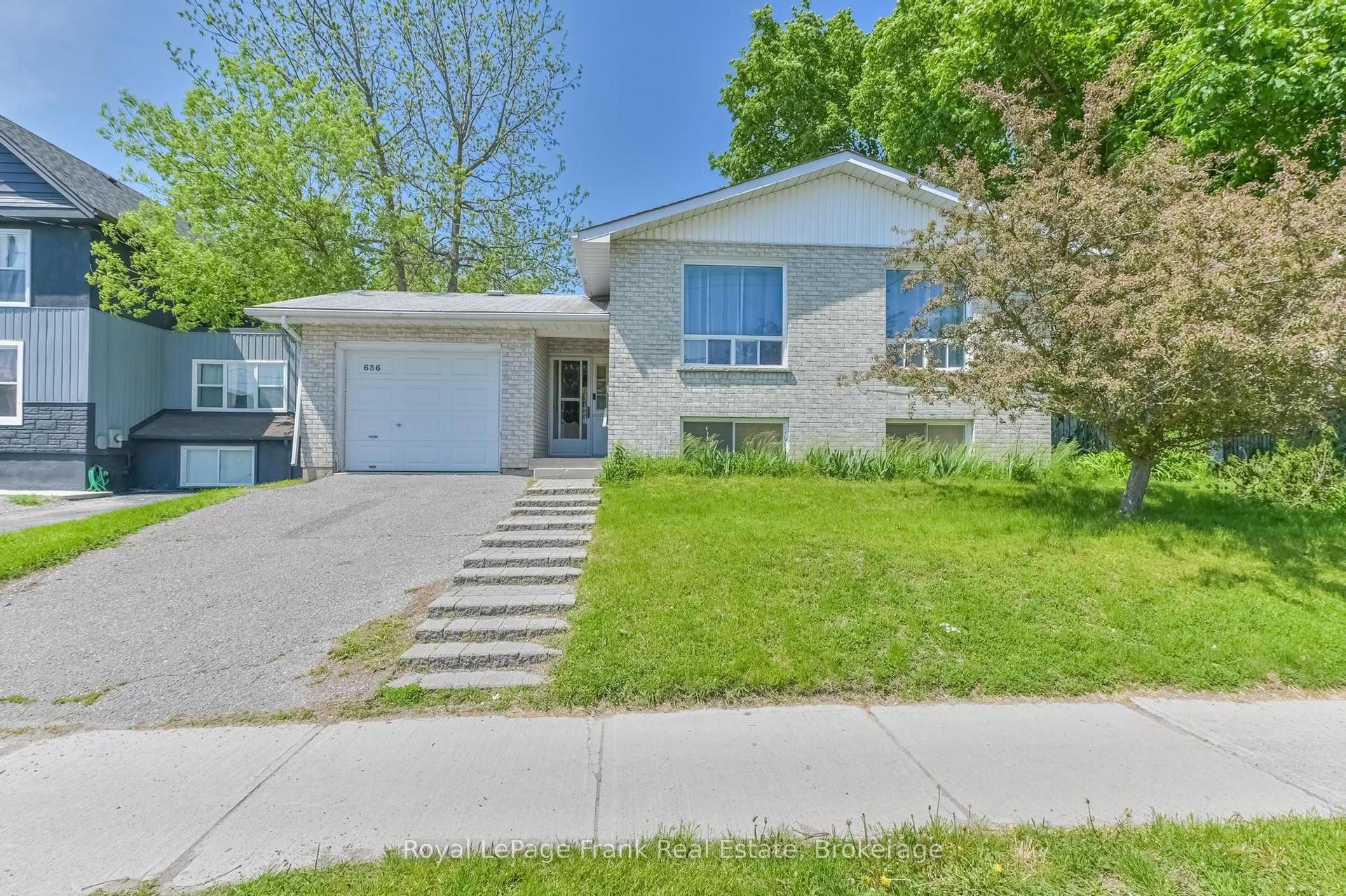 636 Romaine Street — photo 1