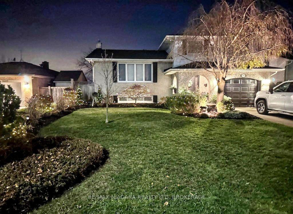 7013 Glengowan Crescent — photo 1