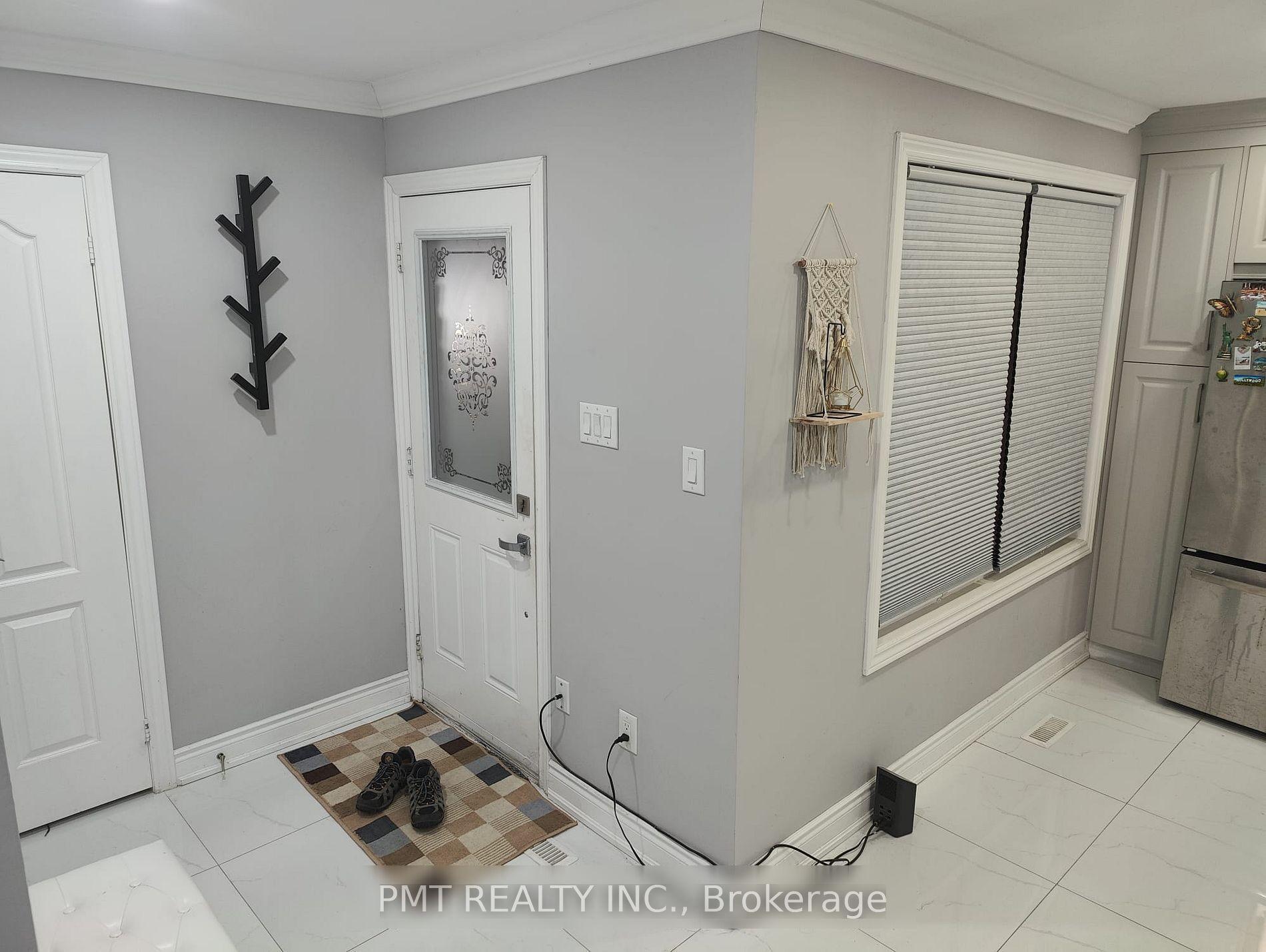 73 Greene Drive, Brampton — Townhouse for lease, photo 1