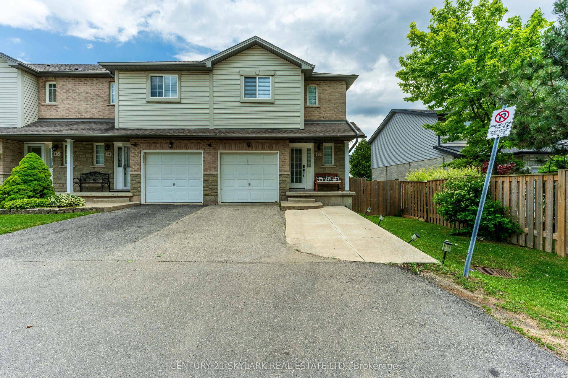 1385 Upper Wentworth Street 15 #15 — photo 1