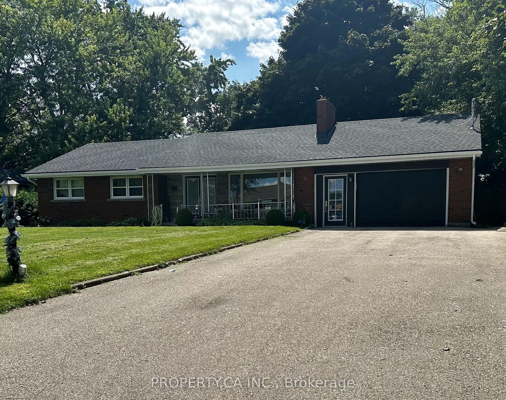 9 Garnet Road Upper #Upper — photo 1