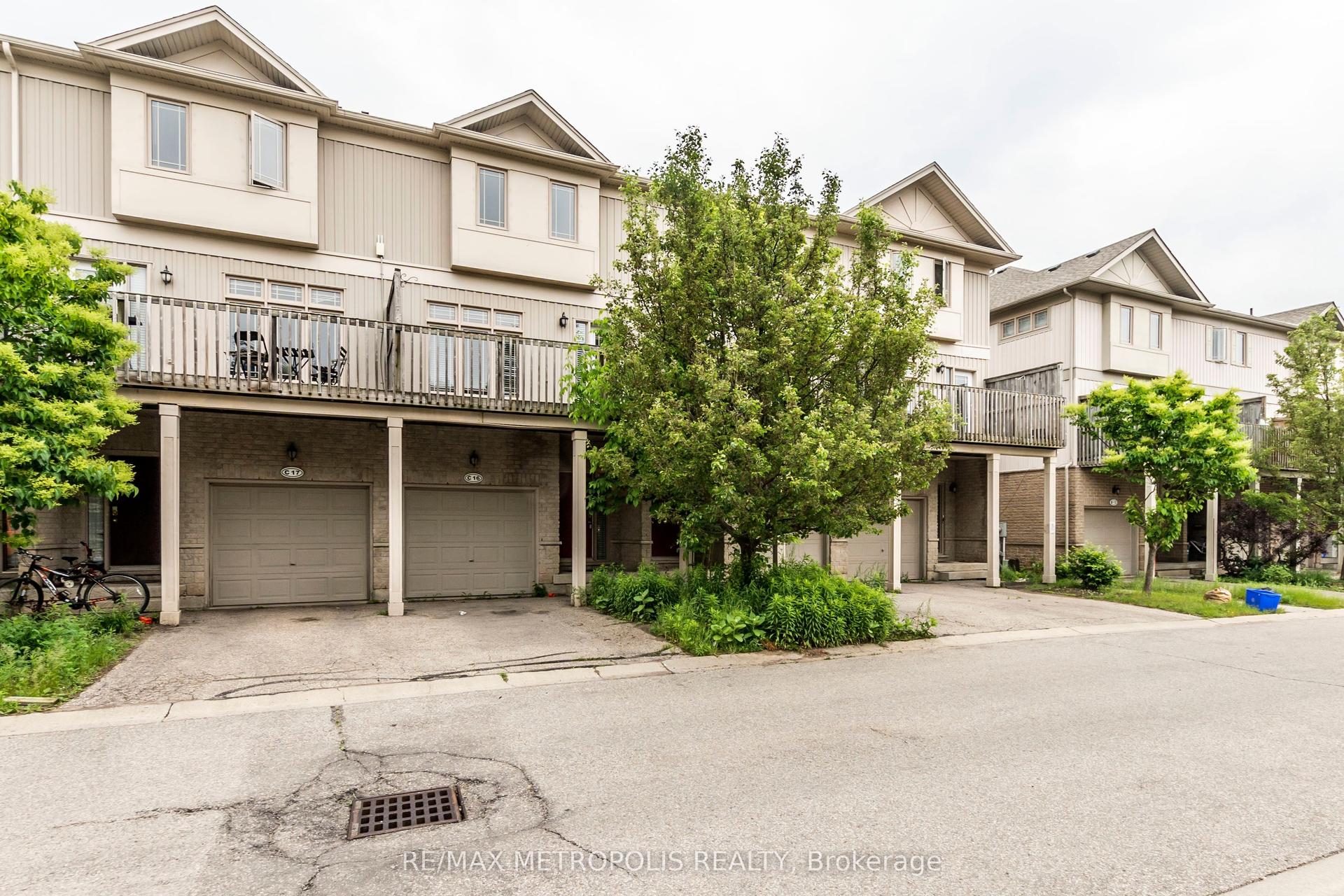 619 Wild Ginger Avenue C16 #C16, Waterloo — Townhouse for lease, photo 1