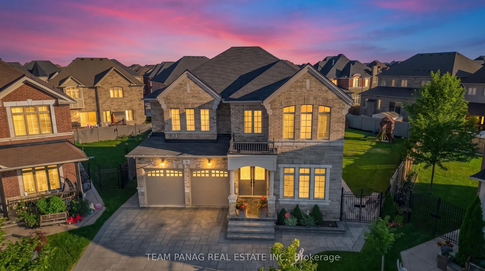 14 Observatory Crescent, Brampton — Detached for sale, photo 1
