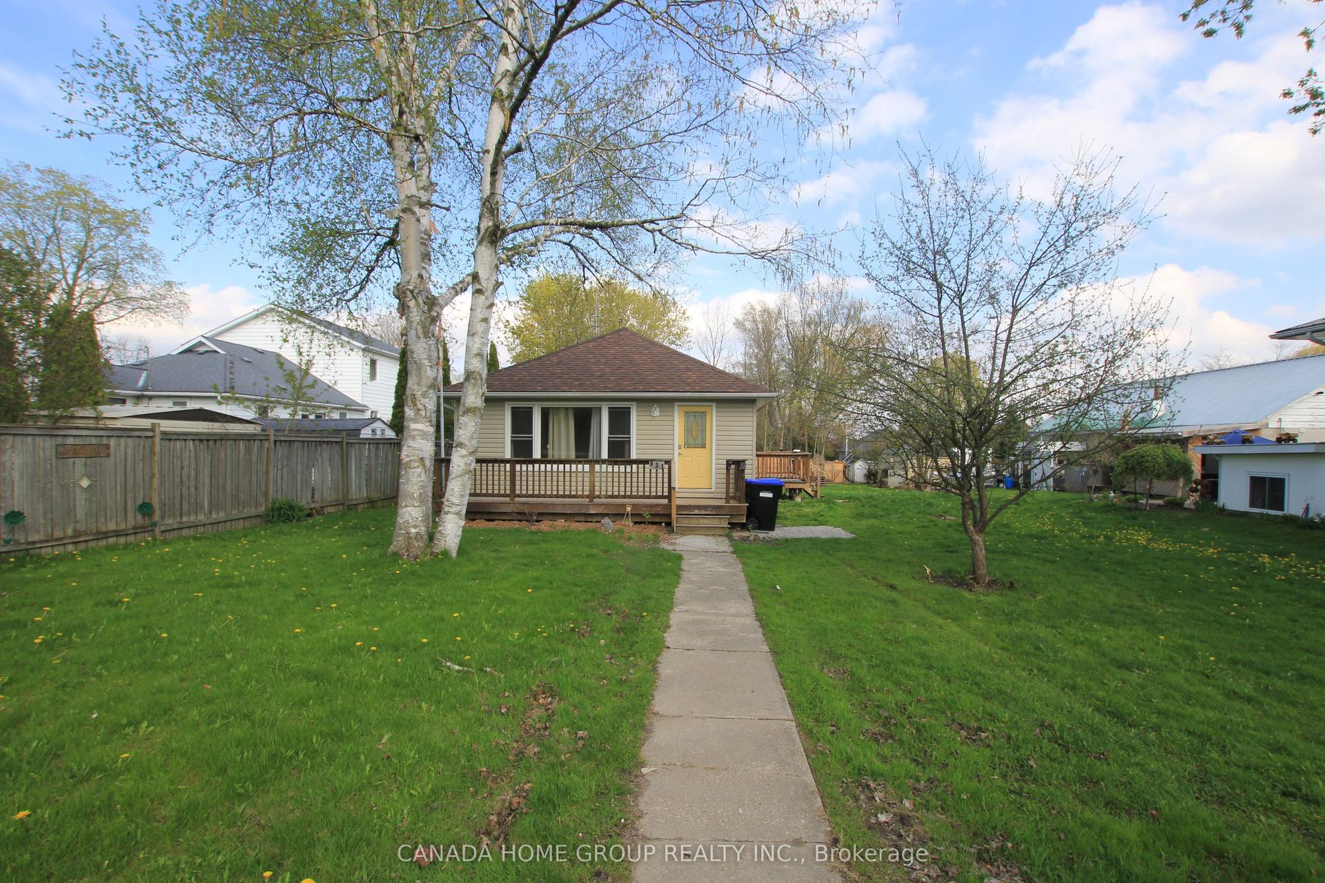 931 Goldie Street, Innisfil — Detached for lease, photo 1