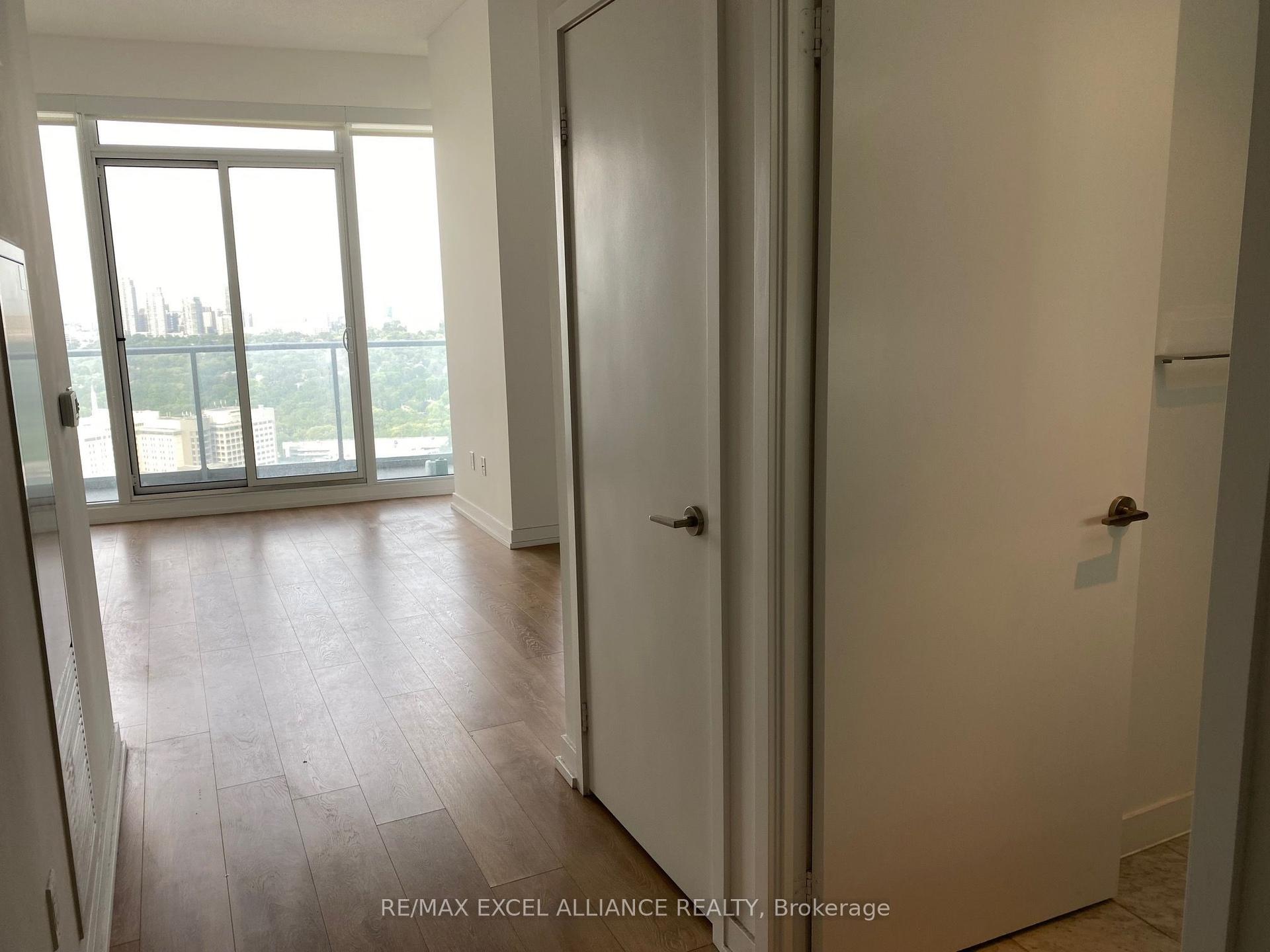 117 Mcmahon Drive 3201 #3201, Toronto — Condo for lease, photo 1