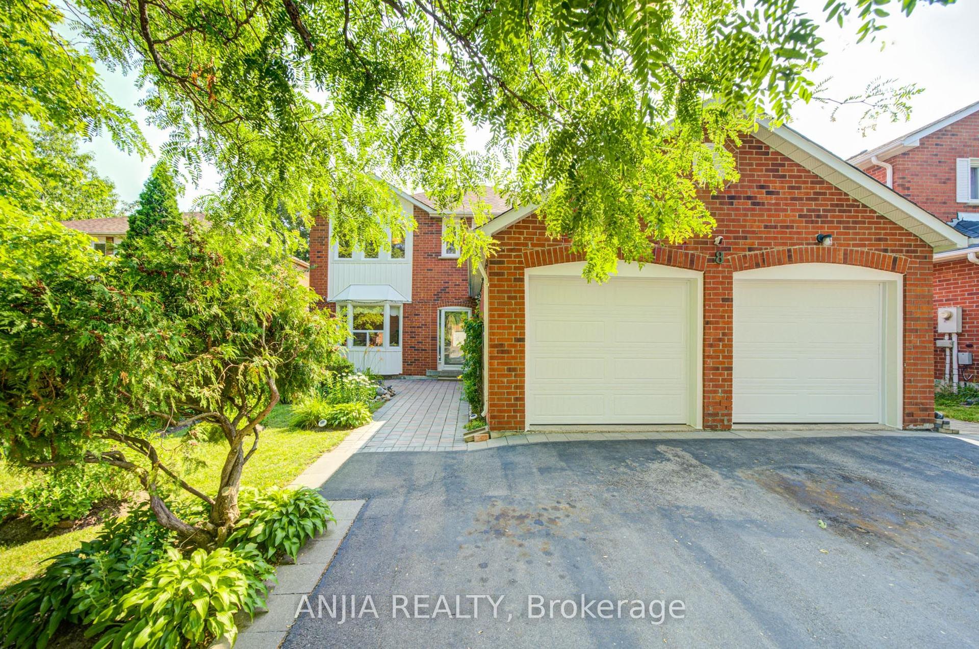 8 Brooklyn Crescent, Markham — Detached for sale, photo 1