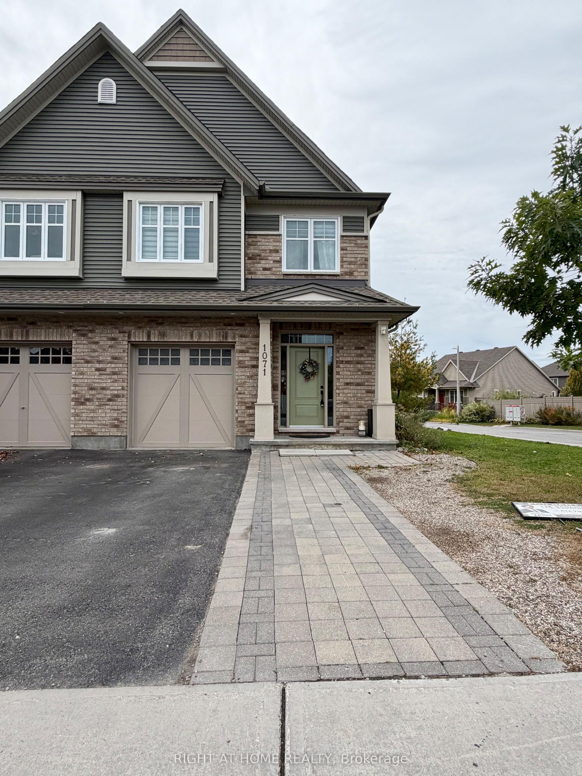 1071 Cobble hill Drive, Barrhaven — Semi-Detached for lease, photo 1