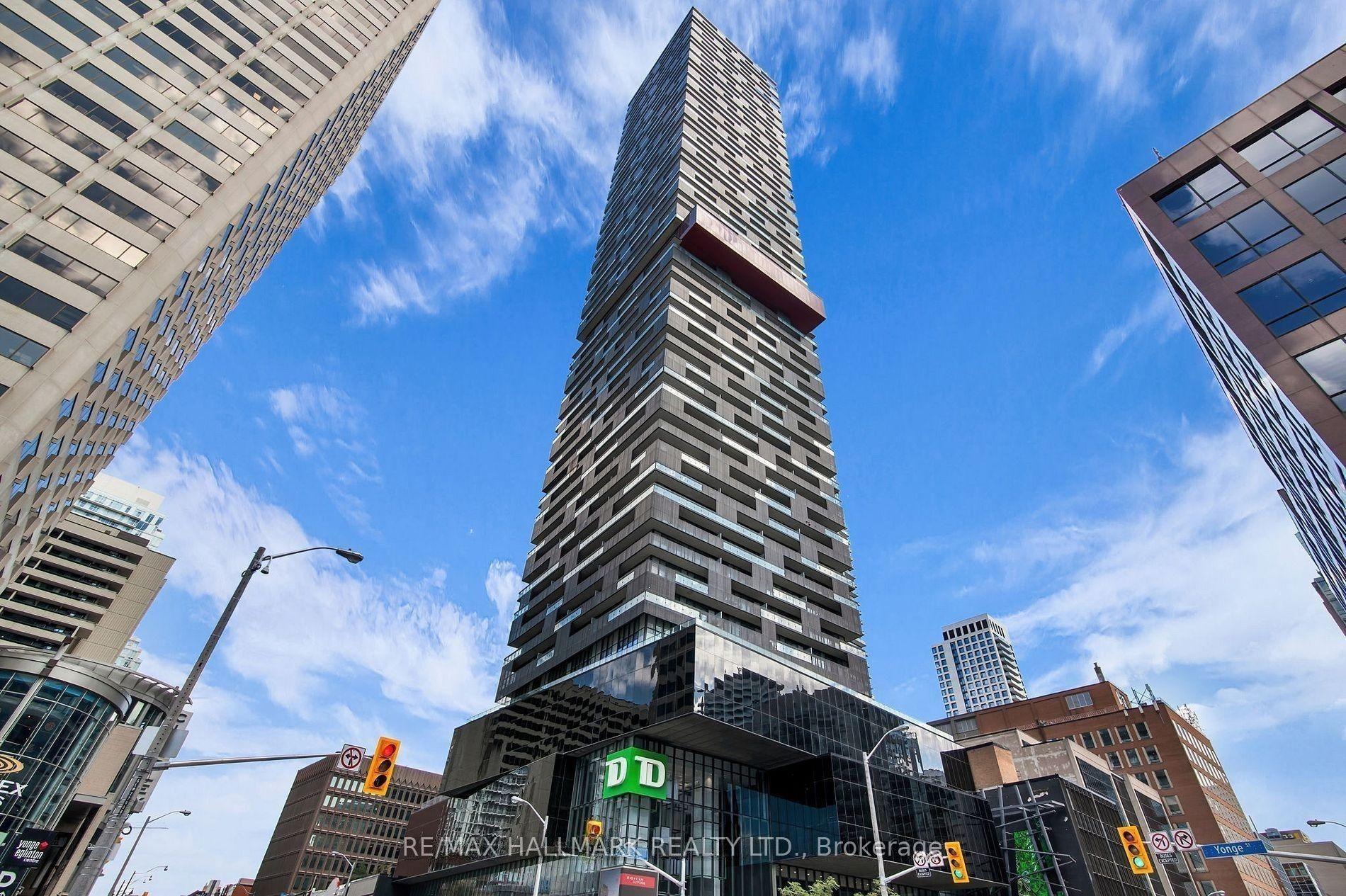 8 Eglinton Avenue E 3808 #3808, Toronto — Condo for lease, photo 1