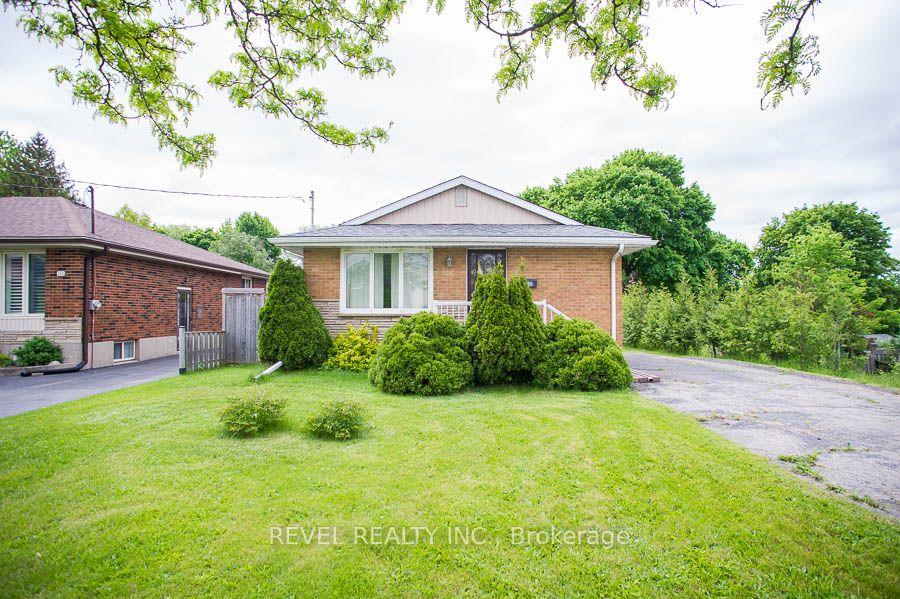 120 Henry Street, Brantford — Detached for sale, photo 1