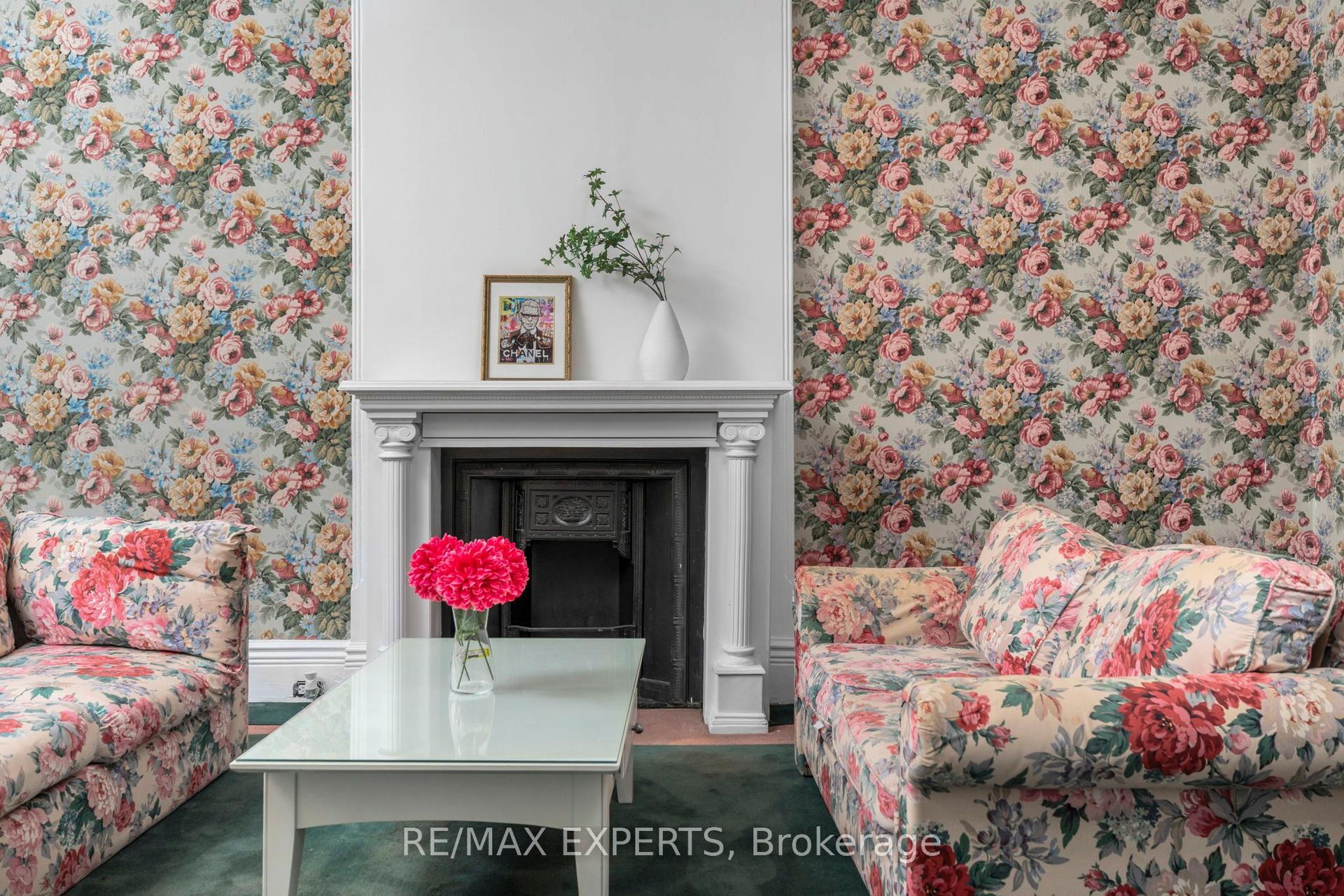 382 Bathurst Street, Toronto — Commercial for sale, photo 1