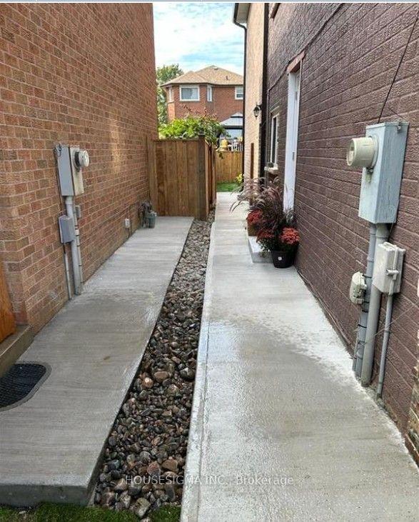 659 Roselaire Trail Basement #Basement — photo 1