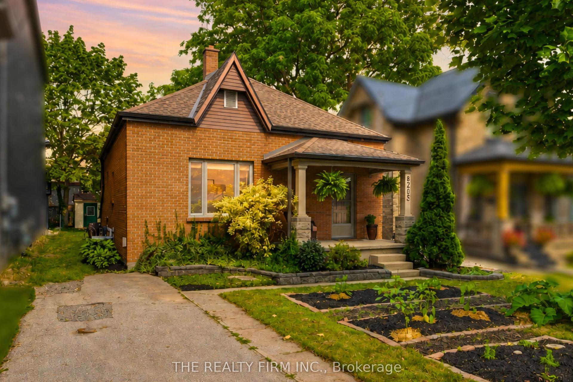 820.5 Maitland Street, London East — Detached for sale, photo 1