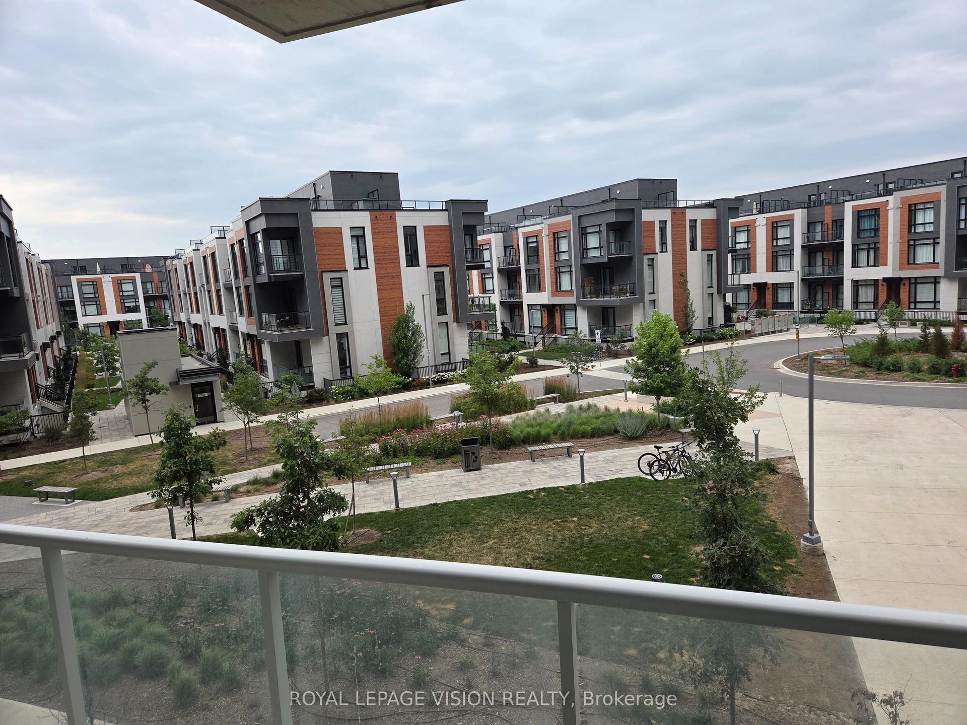 6 David Eyer Road 217 #217, Richmond Hill — Condo for sale, photo 1