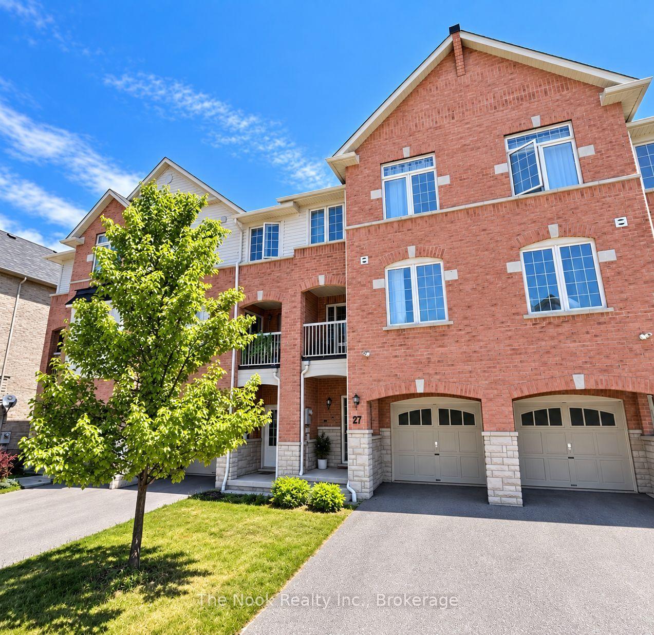27 Blunden Road, Ajax — Townhouse for sale, photo 1