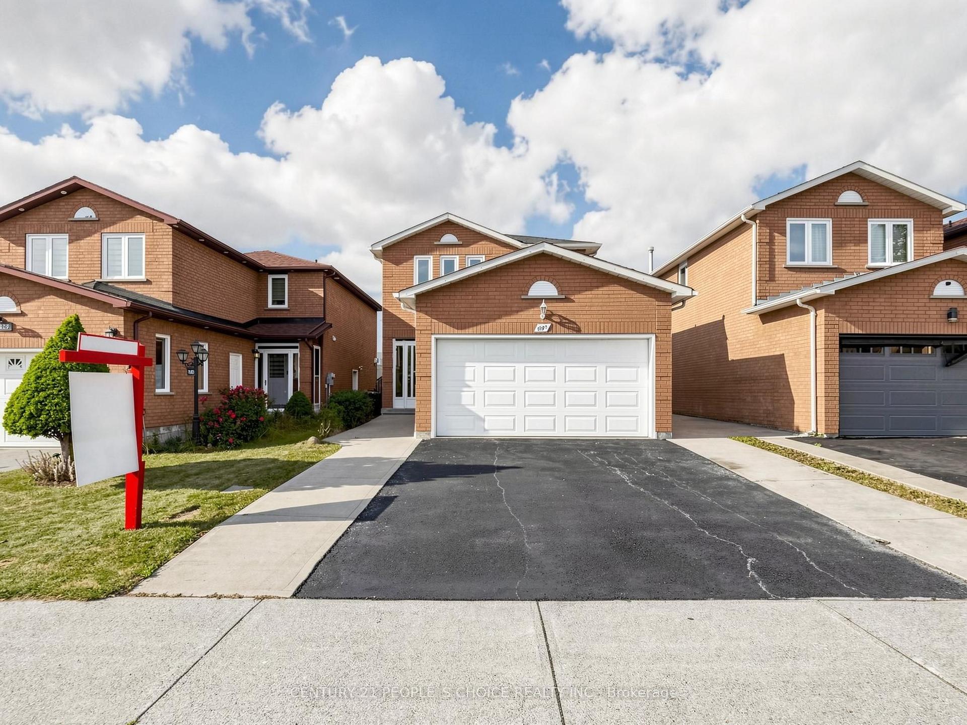 1125 Ivandale Drive, Mississauga — Detached for sale, photo 1