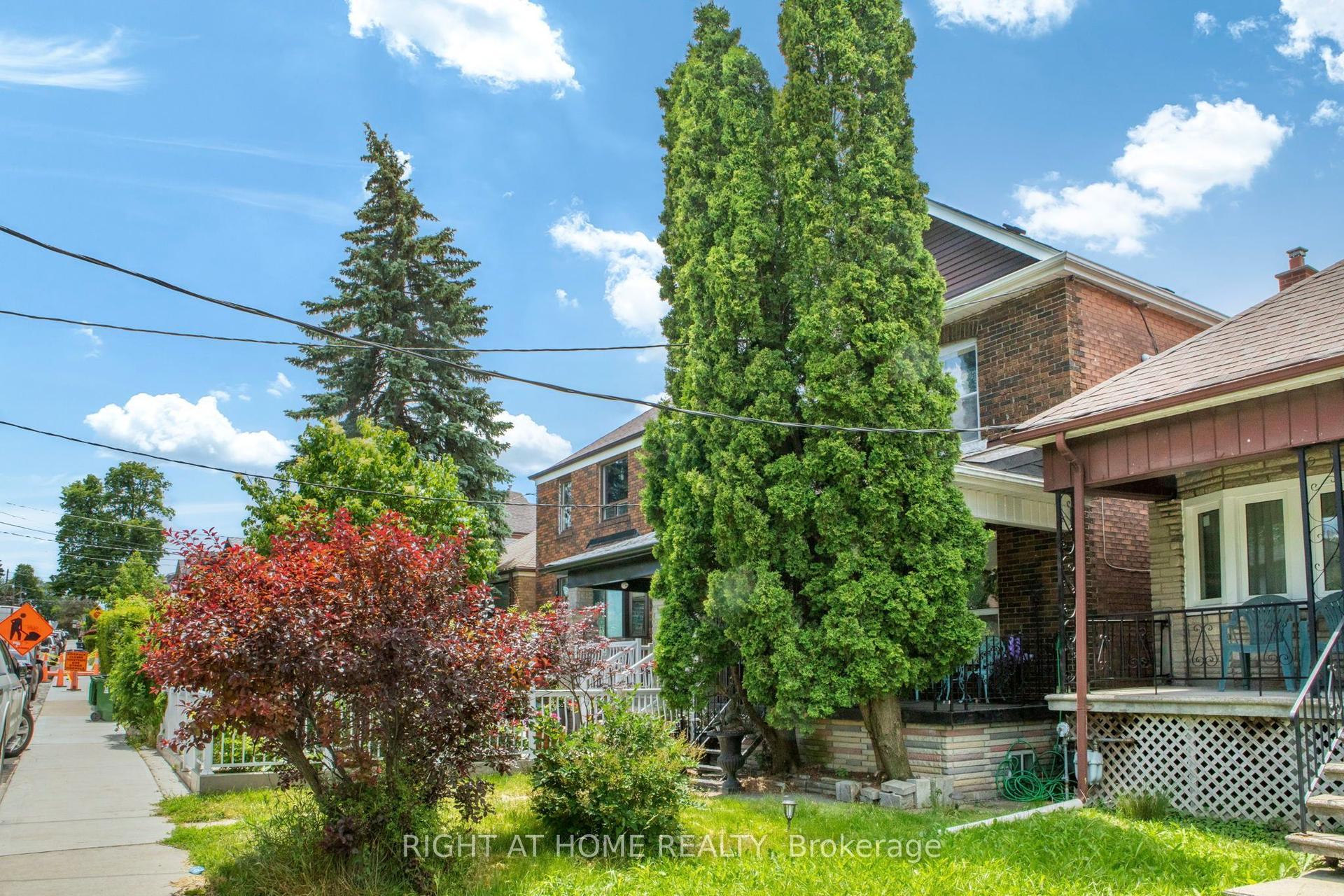 290 Mcroberts Avenue, Toronto — Detached for sale, photo 1