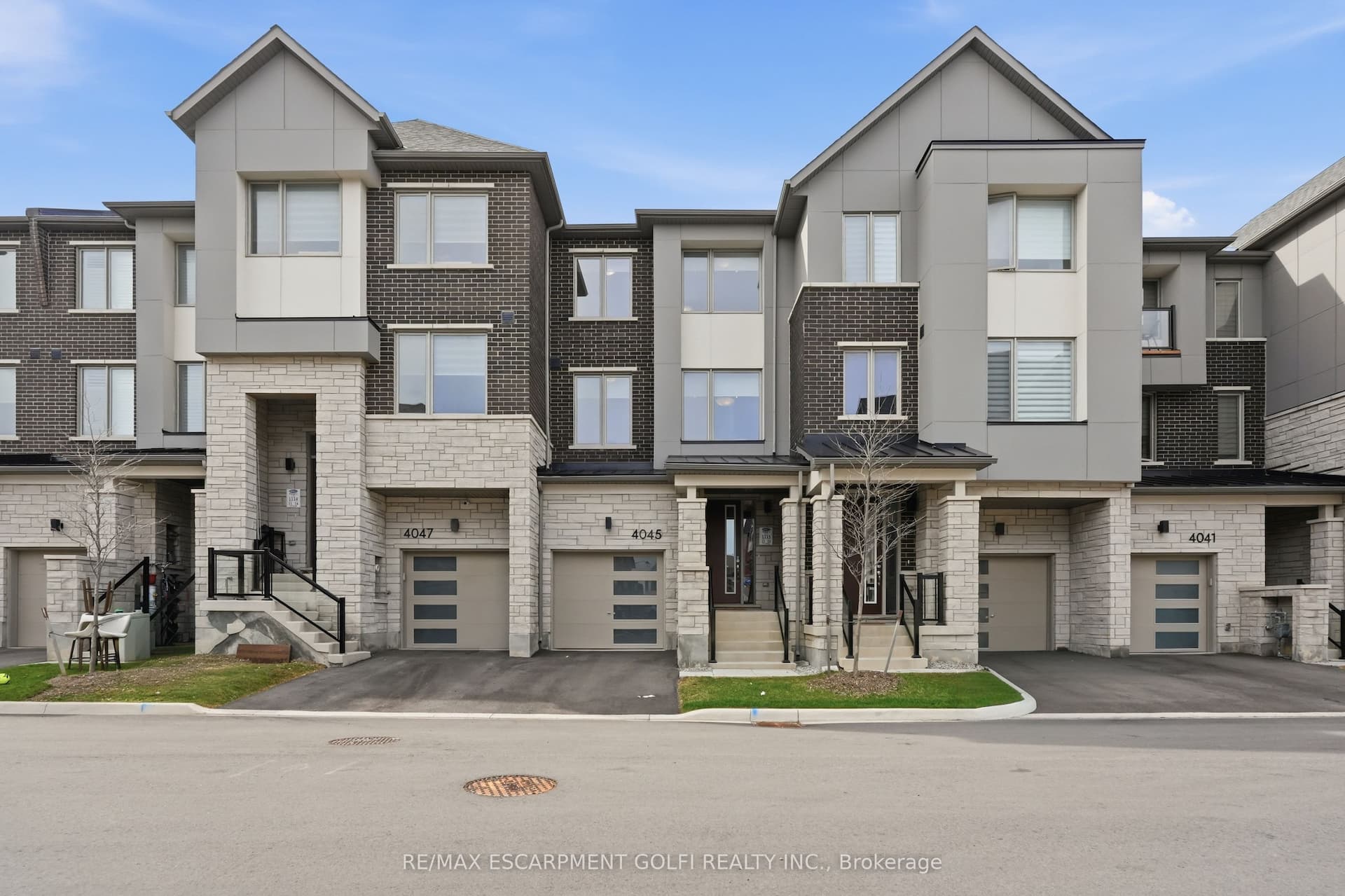 4045 Saida Street — photo 1