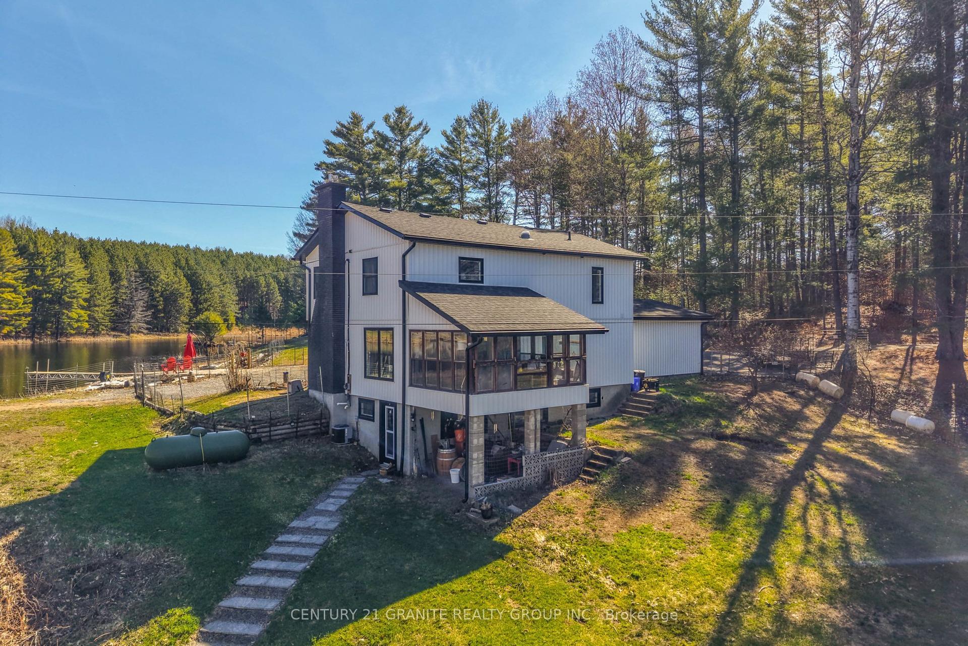 900 B New Carlow Road — photo 1