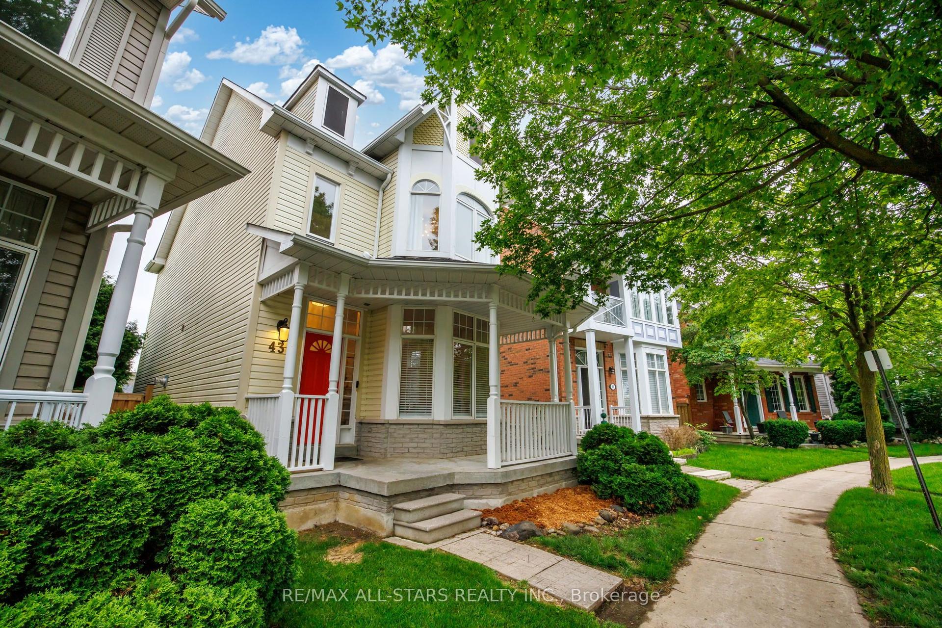 43 Cornell Common Road — photo 1