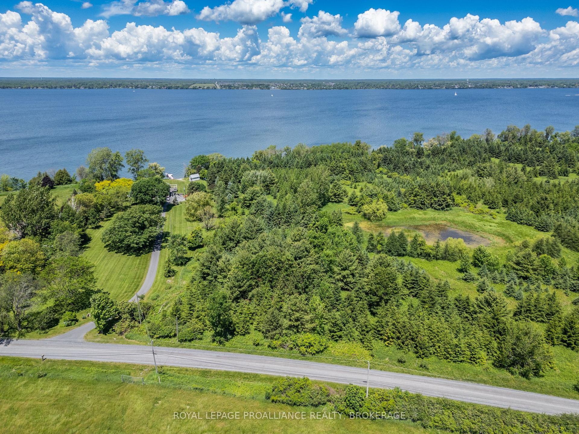 PT LT 18 Front Road, Loyalist — Land for sale, photo 1