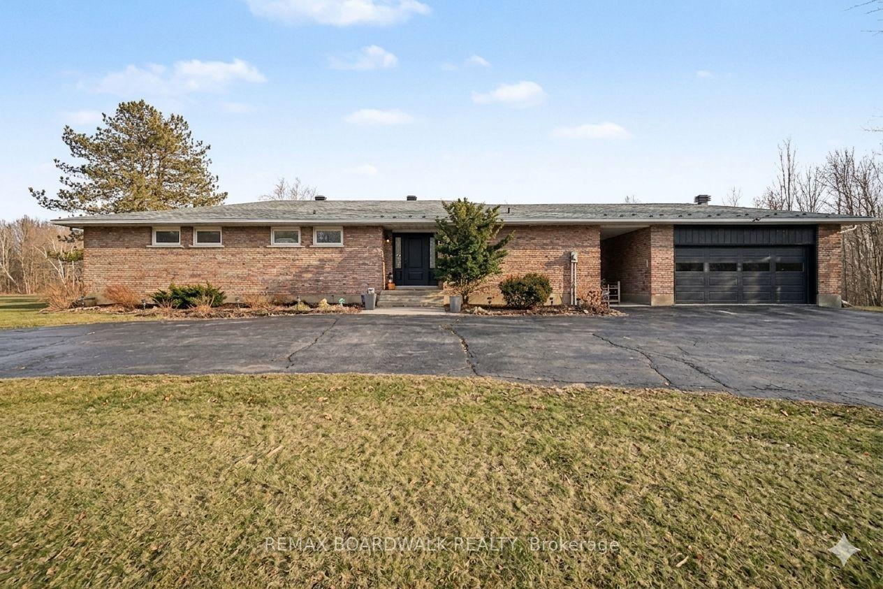 1500 Du Golf Road — photo 1