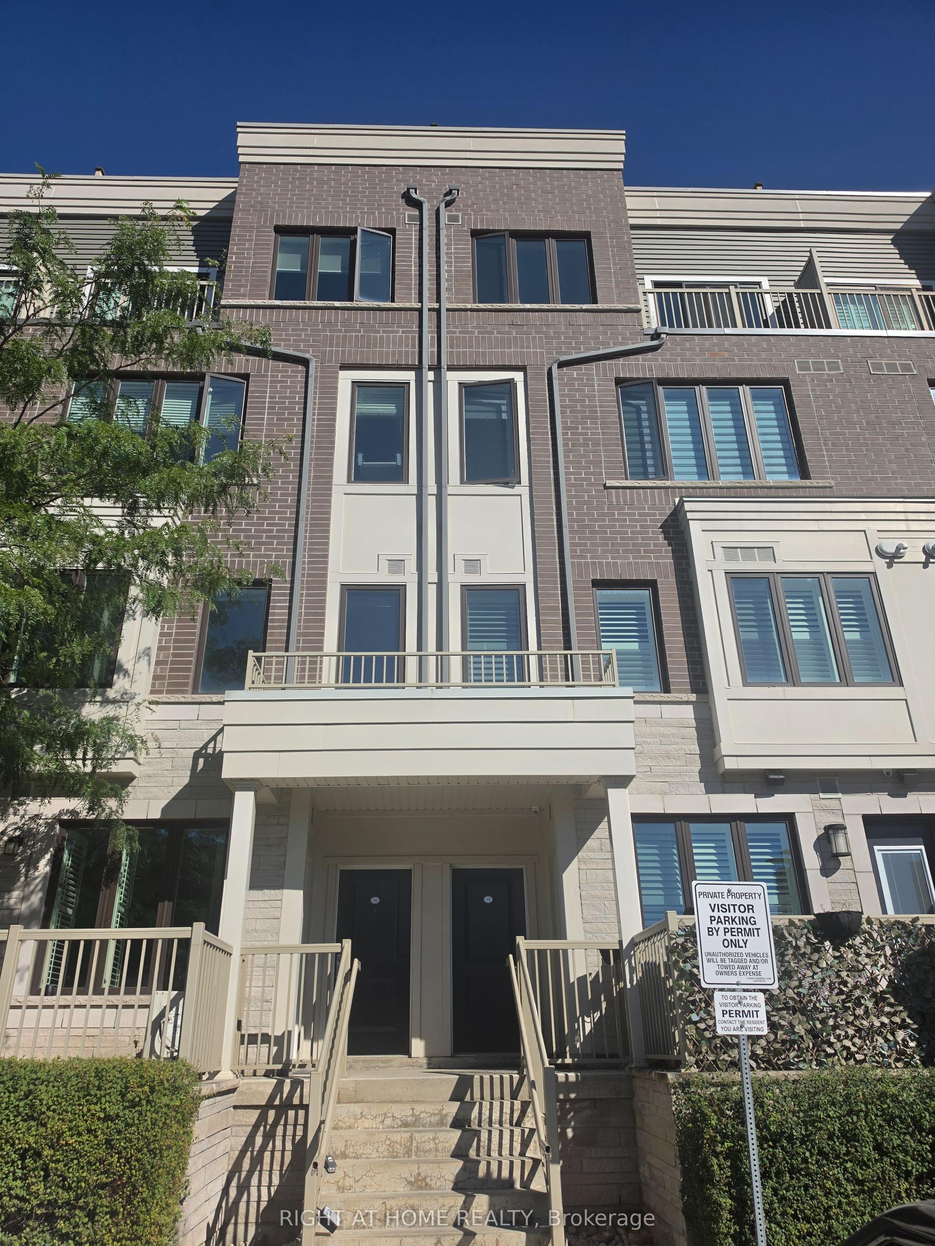 95 EASTWOOD PARK Garden 15 #15, Toronto — Condo Town for sale, photo 1