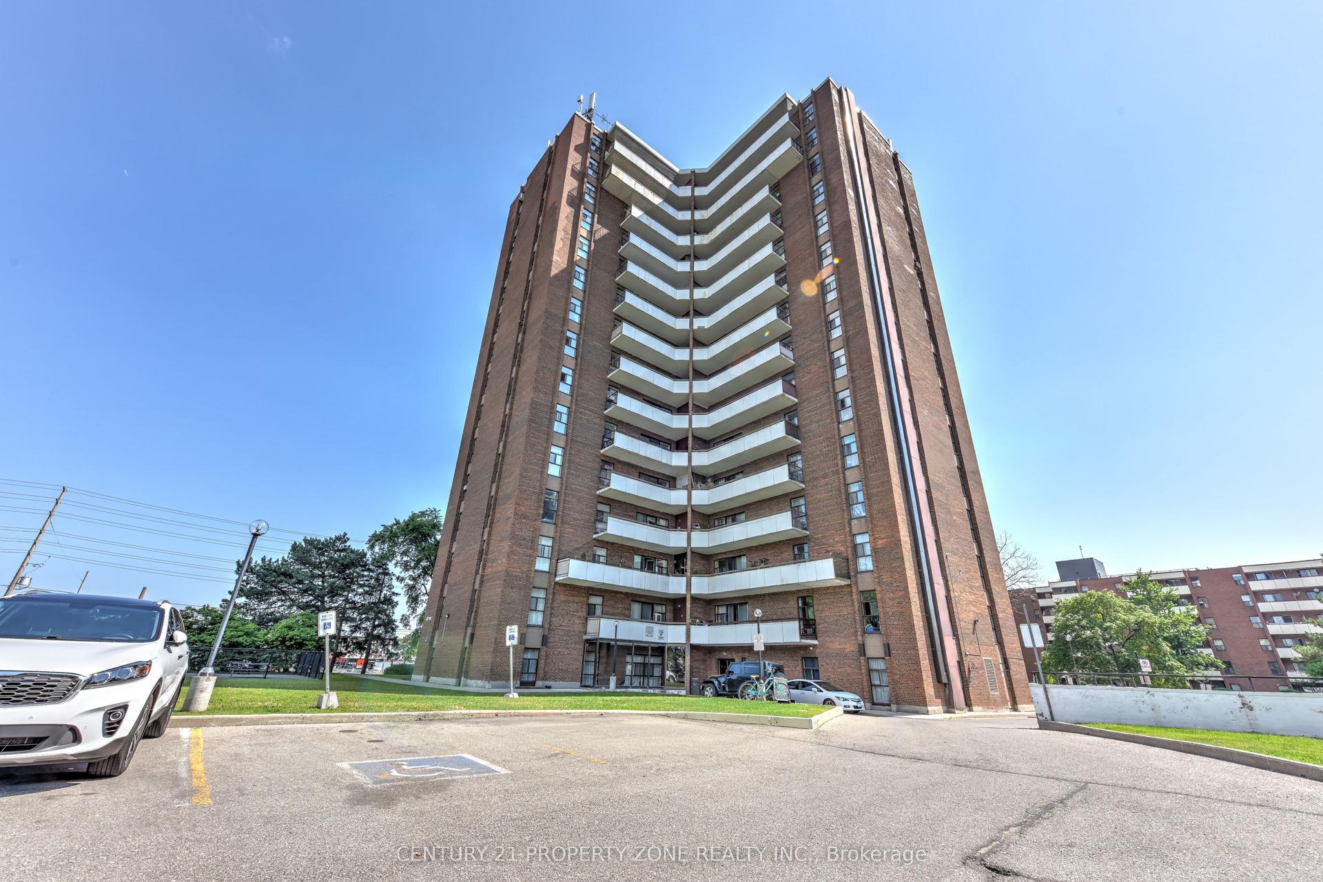 3025 Queen Frederica Drive E 907 #907, Mississauga — Condo for lease, photo 1