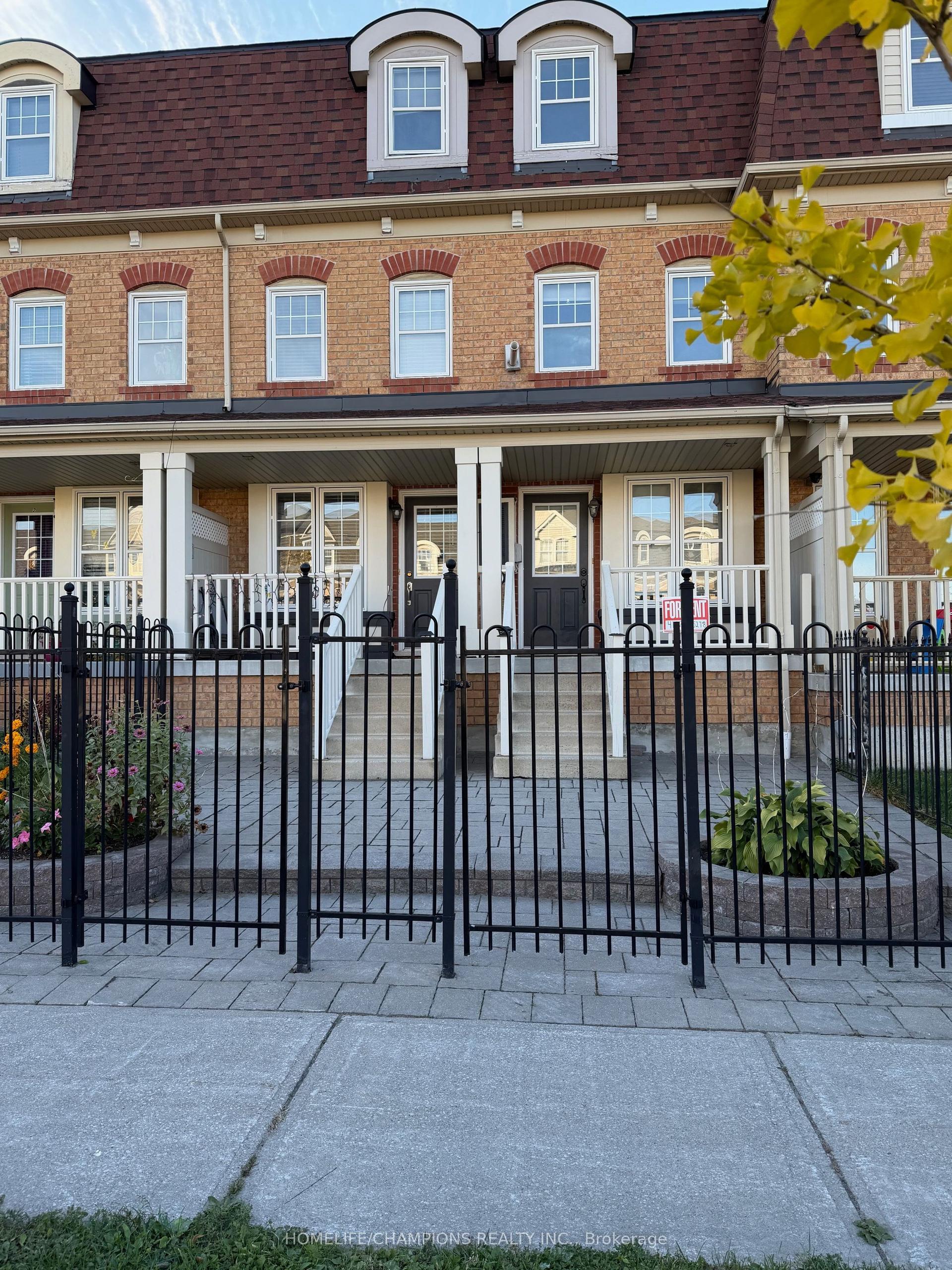 32 Ecopark Gate Unit #2 #Unit #2, Toronto — Townhouse for lease, photo 1